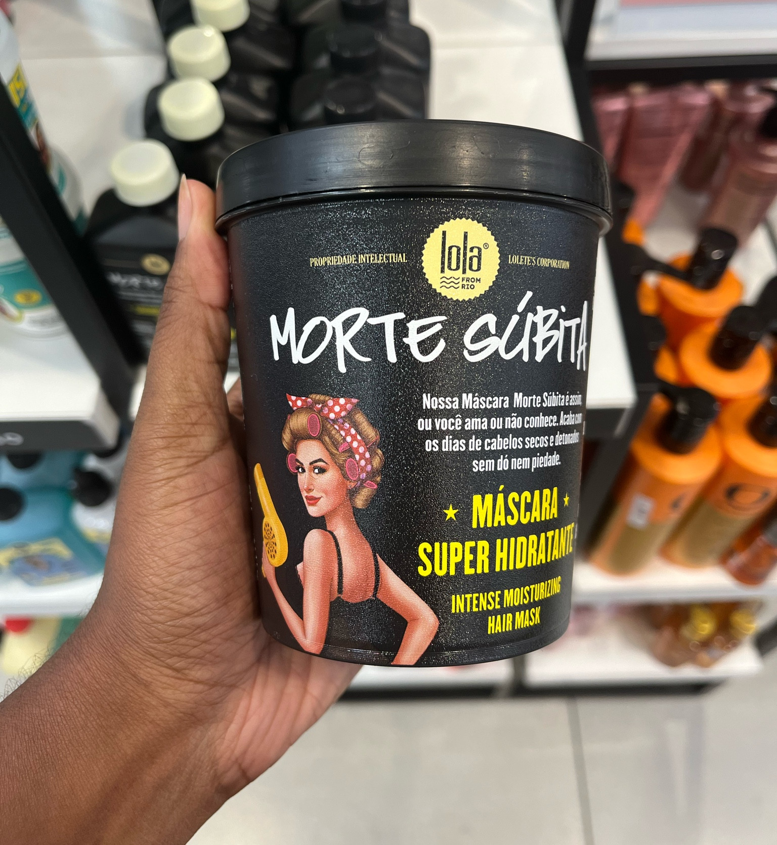 A linha Morte Subita de Lola acaba com os dias de cabelos secos! 🤌🏾✨