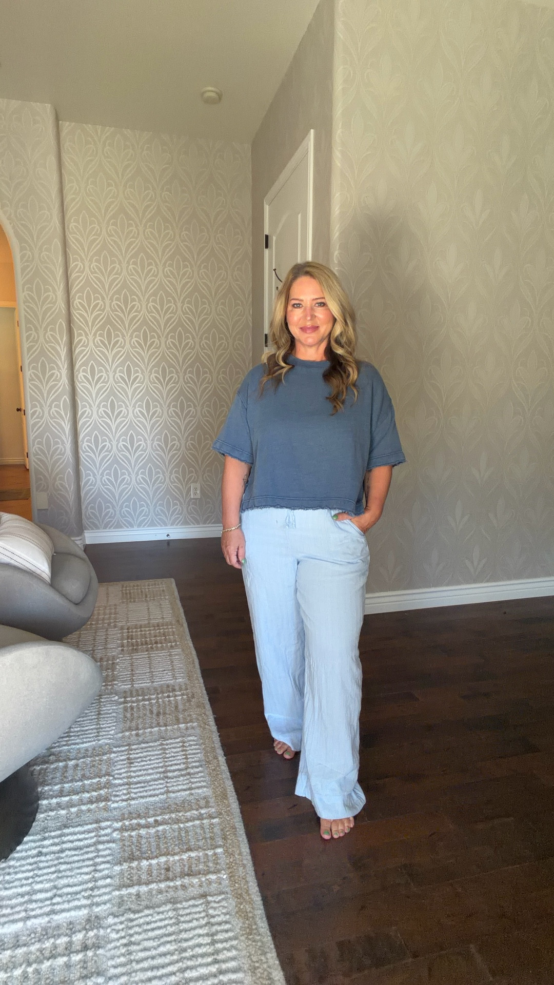 Size medium top and pants 

#LTKMidsize #LTKPetite #LTKOver40