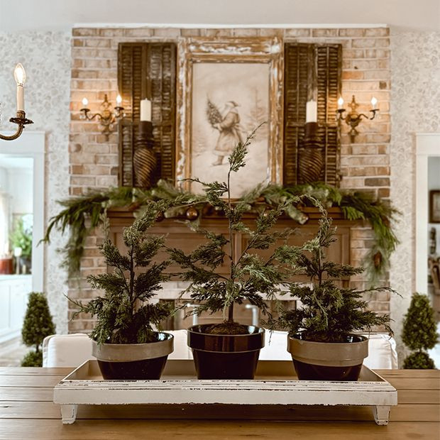 Distressed Farmhouse Footed Tray | Antique Farm House