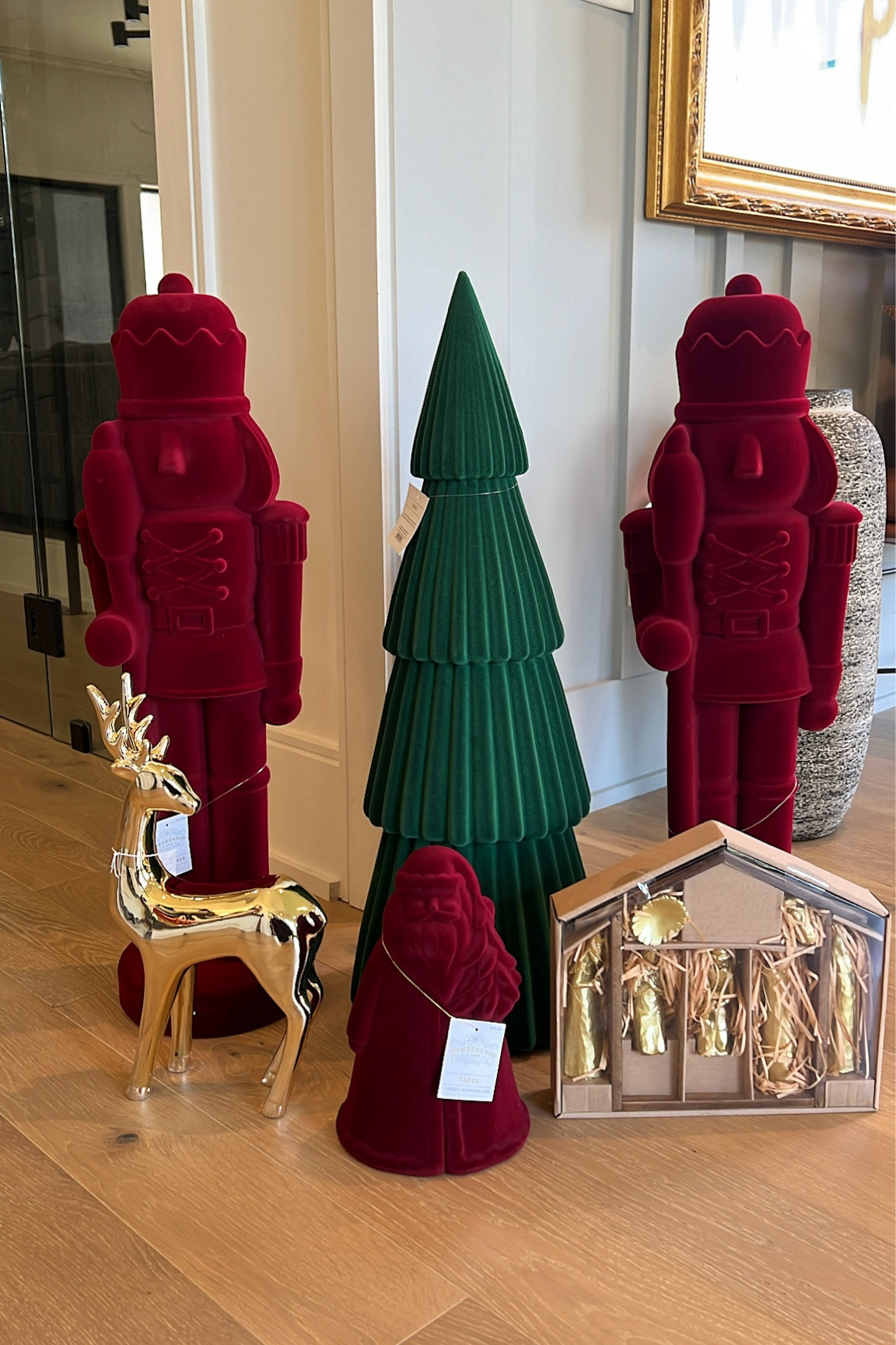 Christmas decor 30% off for Target Circle week

#LTKHome #LTKHoliday #LTKSeasonal