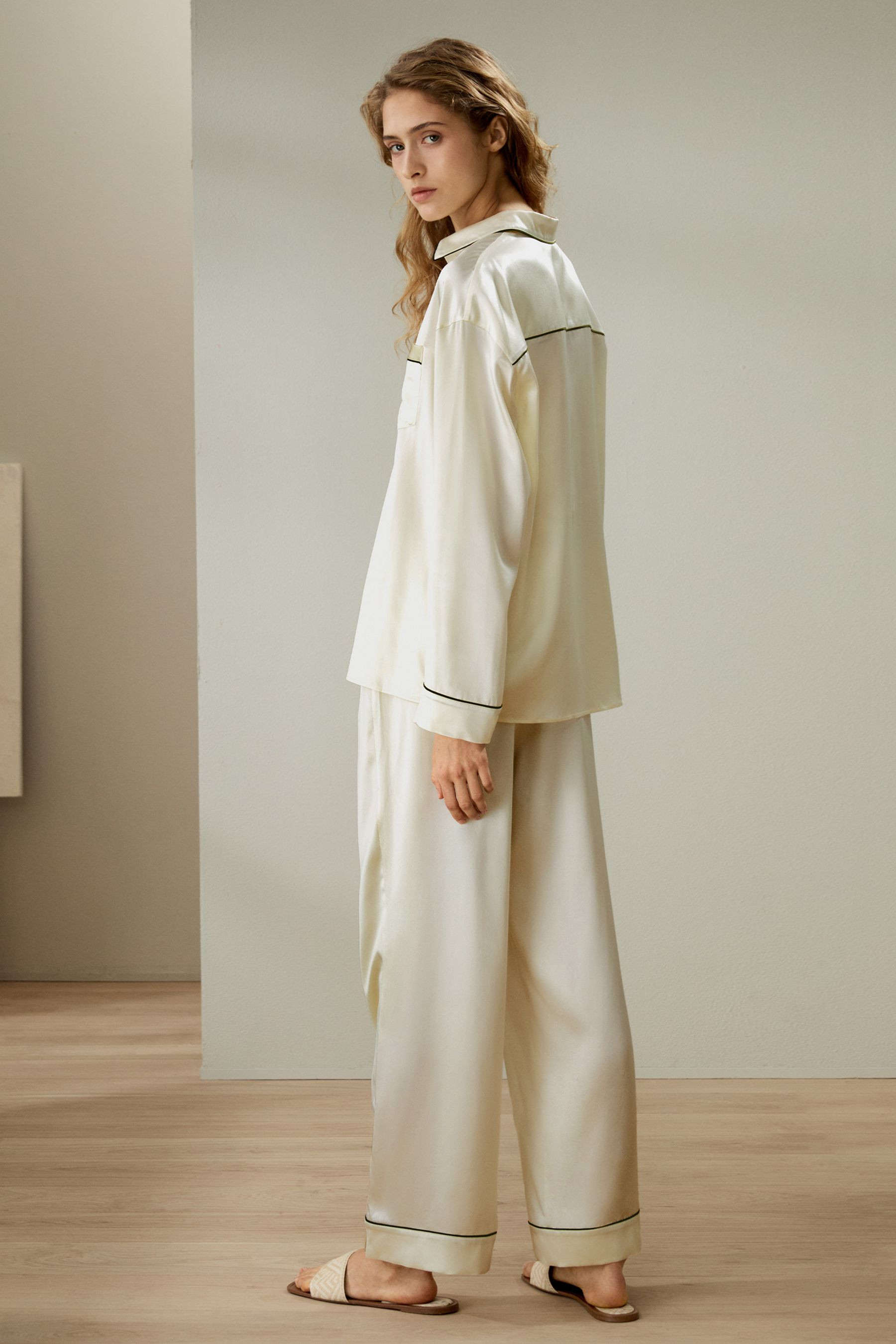 Contrast Piping Button-Up Full Length Pyjamas Set | LILYSILK