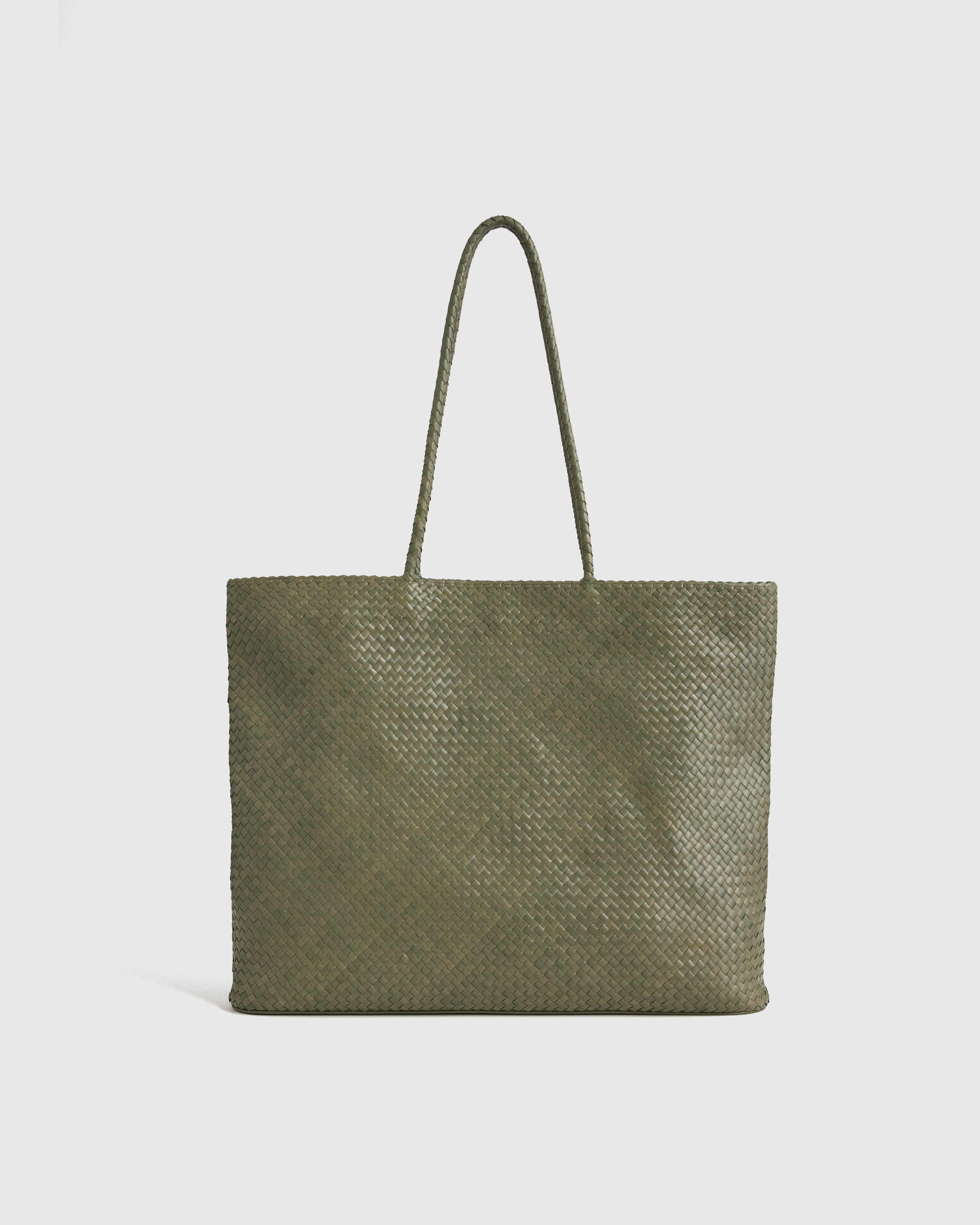 Quince | Women's Italian Leather Handwoven Tote in Olive | Quince