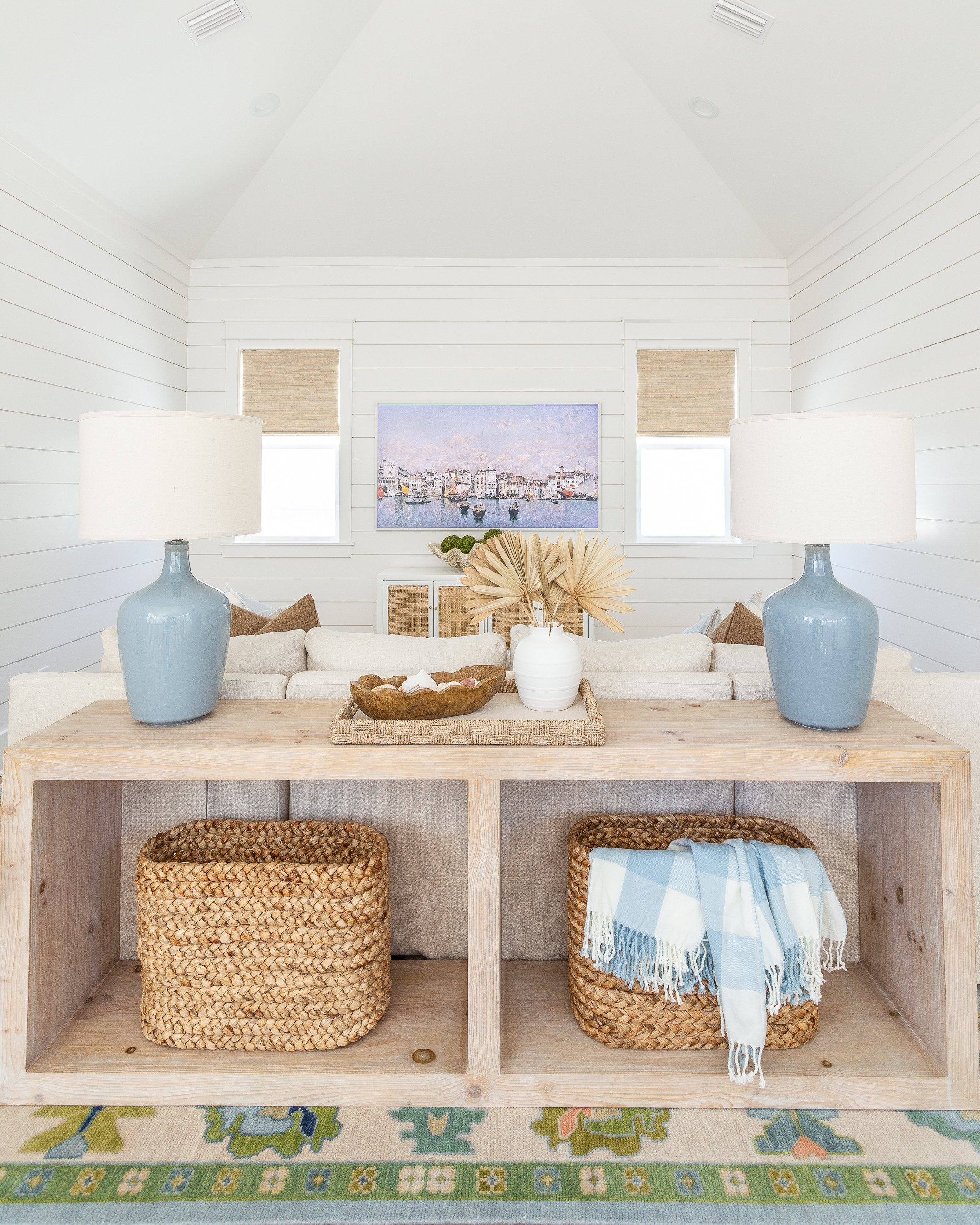 modern coastal loft decor // lamp // baskets // console table  

 #LTKSeasonal #LTKHome