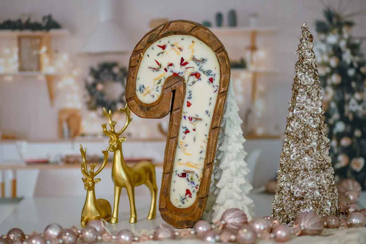 Candy Cane Dough Bowl Candle | Abandoned Cakes