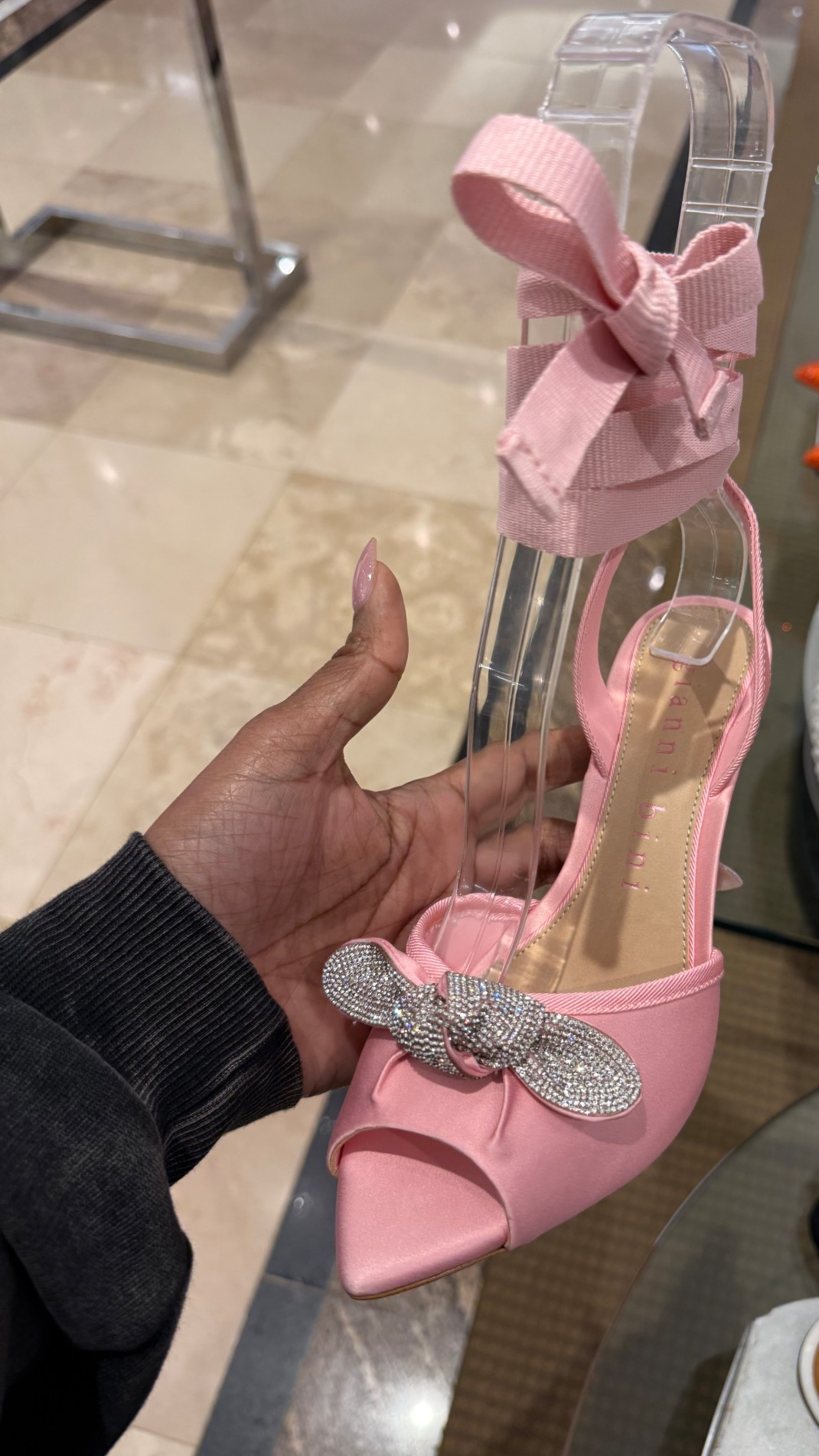 “Stop scrolling for these 💕 The bow + sparkle detail had me immediately! Perfect spring heel for weddings, brunch, or date night.”
#LTKStyle #LTKShoeFind #SpringStyle #FeminineStyle #BowHeels #StatementShoes #WeddingGuestStyle #LTKSpring #PrettyInPink #LTKUnder100

#LTKSeasonal #LTKgrwm