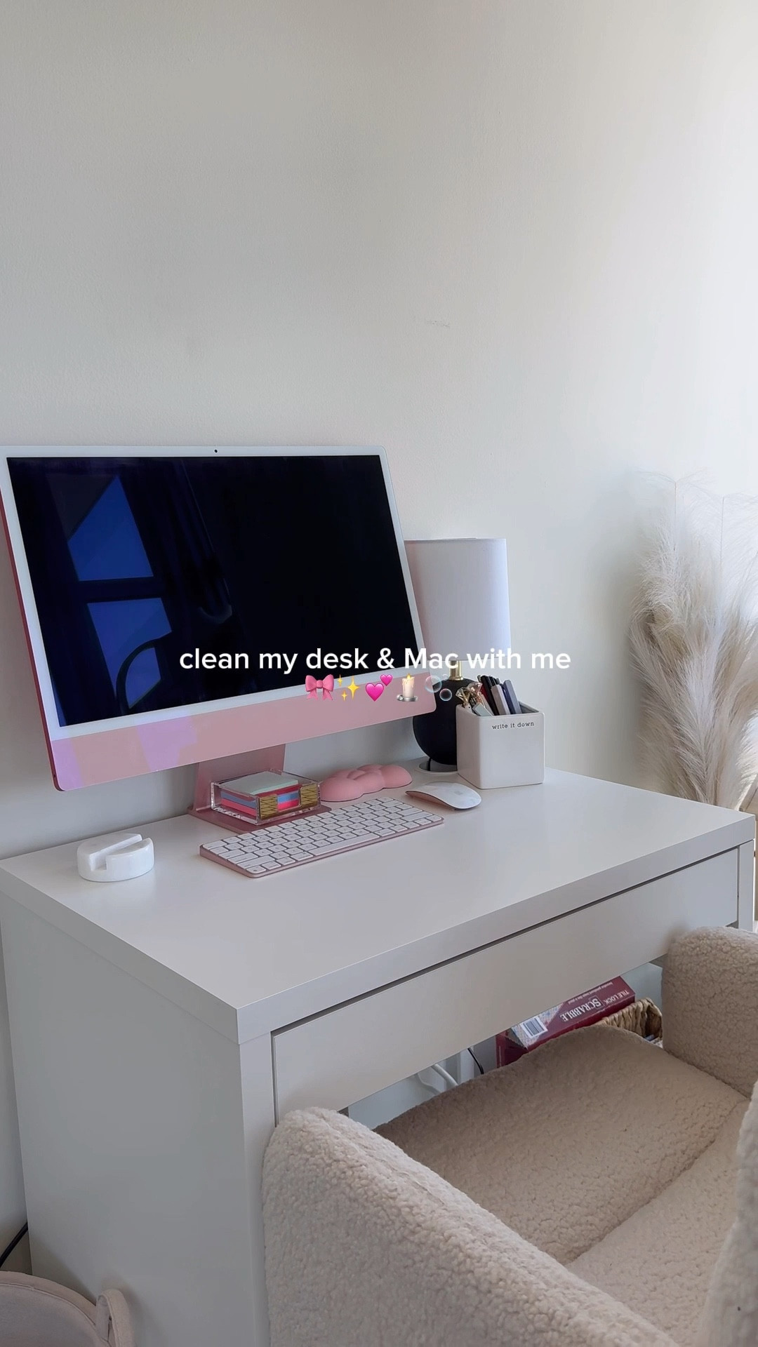 Clean my desk and iMac with me 🫧🎀 

office 
Home decor
Office desk
IKEA 
Apple
Mac desktop 
Office decor 
Small apartment
Girly office decor 
Girly decor
Minimalist 
Spring decor 
Cozy home


#LTKFindsUnder100 #LTKHome #LTKFindsUnder50