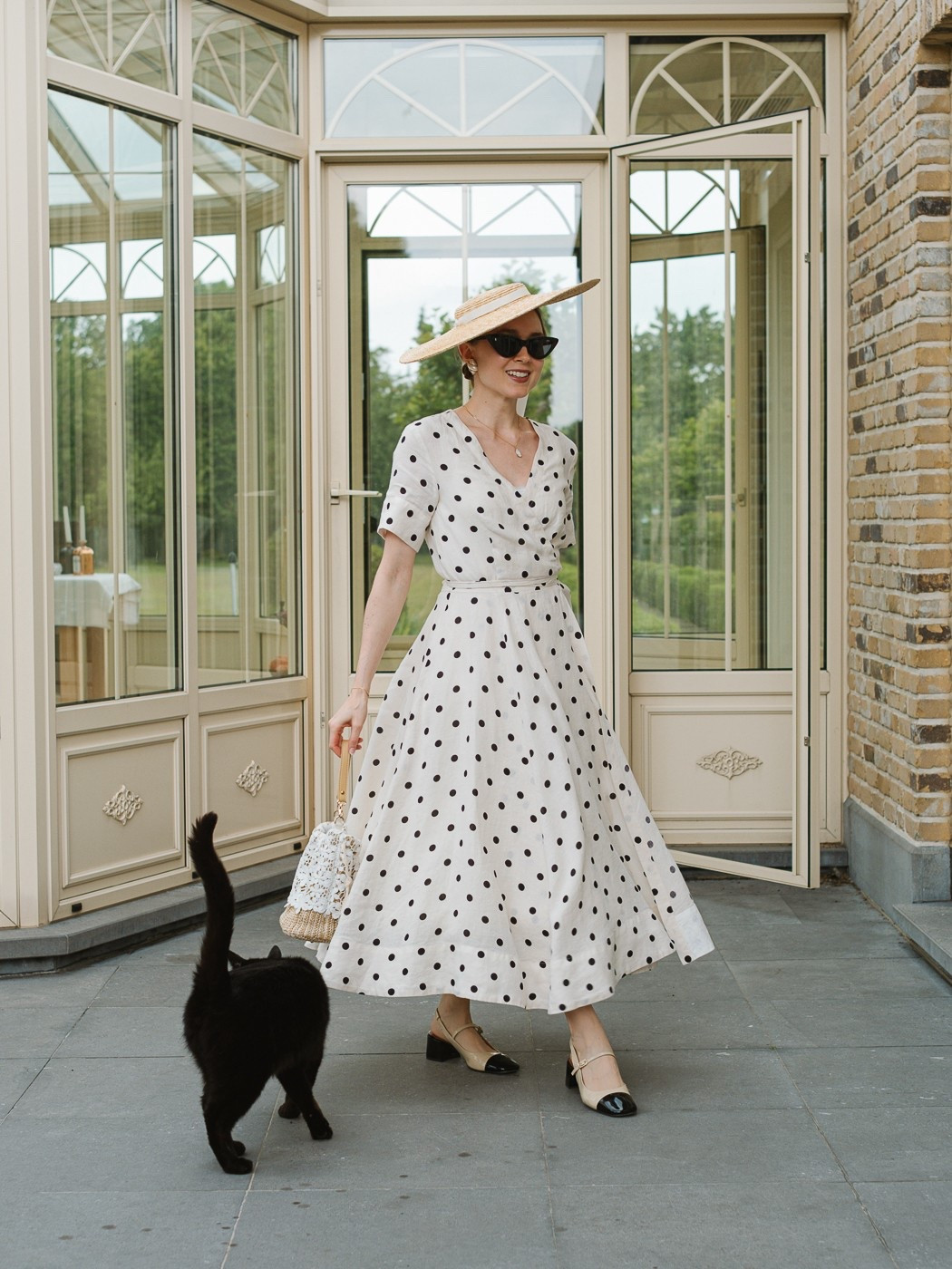 Polka dot dress - classic summer look 🤍

#LTKSummerEdit #LTKStyleTip #LTKSeasonal