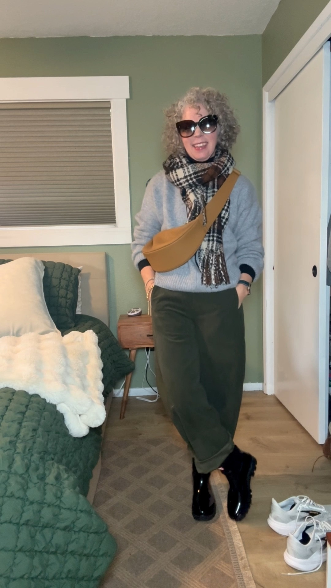 Day 3/30 shop my closet and letting AI pick my style
Medium corduroy pants
Small turtleneck
Sized down 1 size in boots mine are from Marshall’s 
Sweater is older