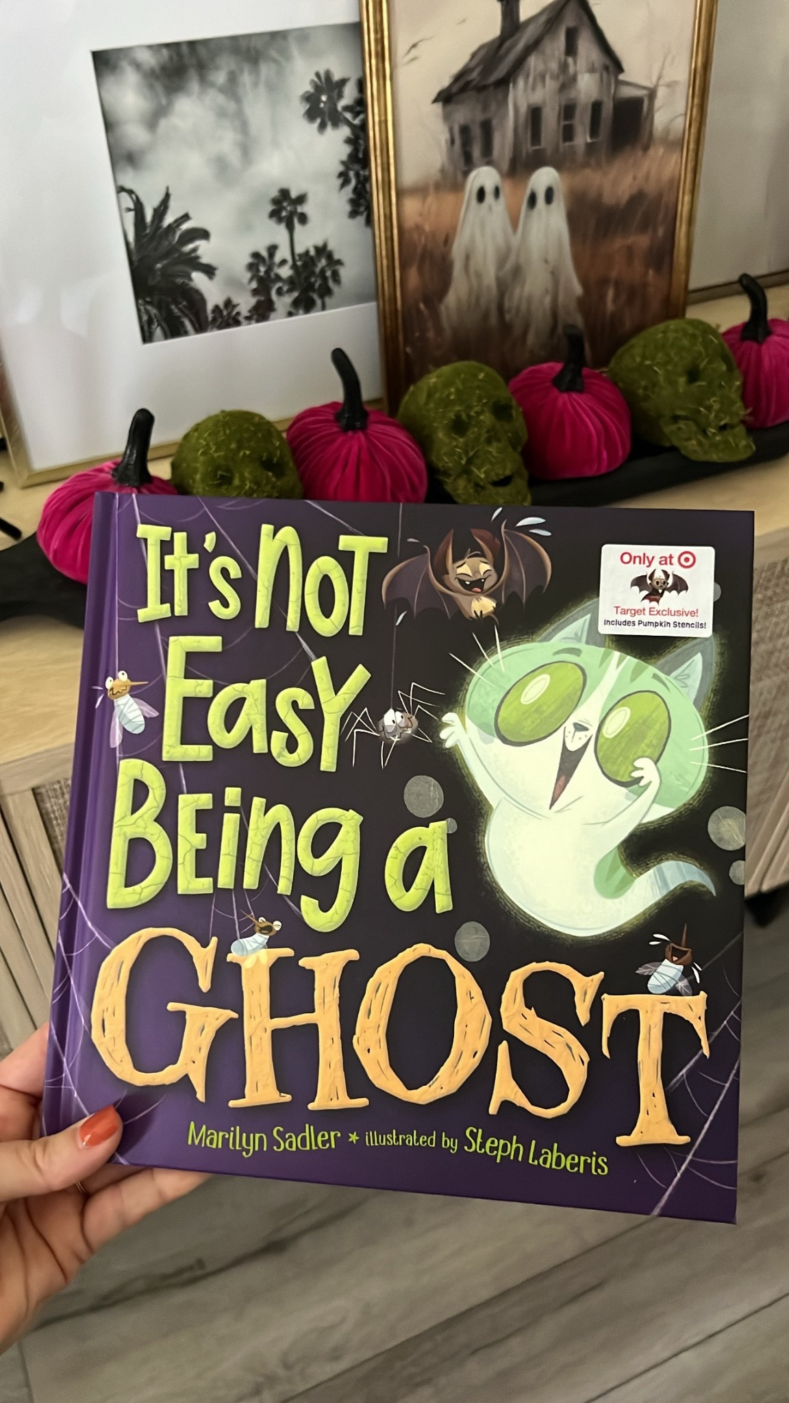 📚✨ Kids’ Halloween pick! Found this adorable book at Target and the message is just as sweet as the cover. Bonus: the ghost + lettering actually GLOW in the dark 👻💡 Perfect bedtime read to get into the spooky season spirit. 🕷️🦇🎃



#HalloweenBooks #KidsHalloween #TargetFinds #TargetStyle #SpookySeason #HalloweenDecor #GlowInTheDark #FallFavorites #AmazonFinds #MomLifeStyle #LTKMom #LTKfamily #BookstagramKids #HolidayFavorites #MidsizeMomStyle #AffordableLuxe

#LTKKids #LTKSeasonal #LTKFamily #LTKHome #LTKKids