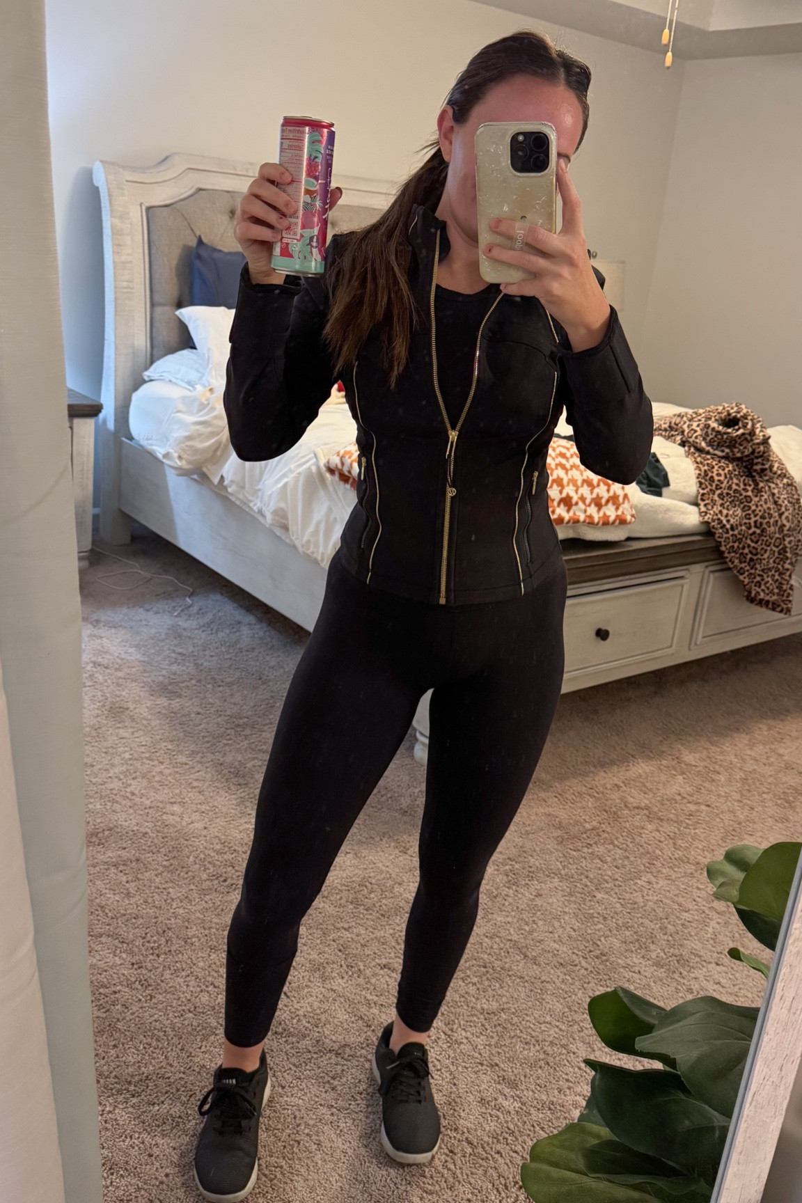 Lululemon outfit 
No bull shoes 
2025 fitness goals ✨💪🏼

#LTKStyleTip #LTKFitness #LTKActive