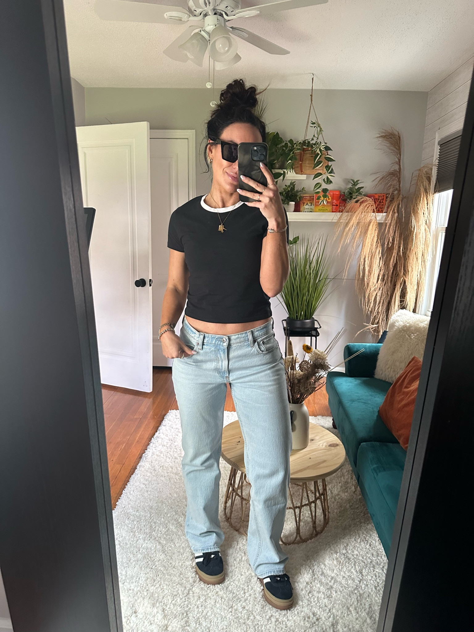 Casual work day vibes with Abercrombie 😎