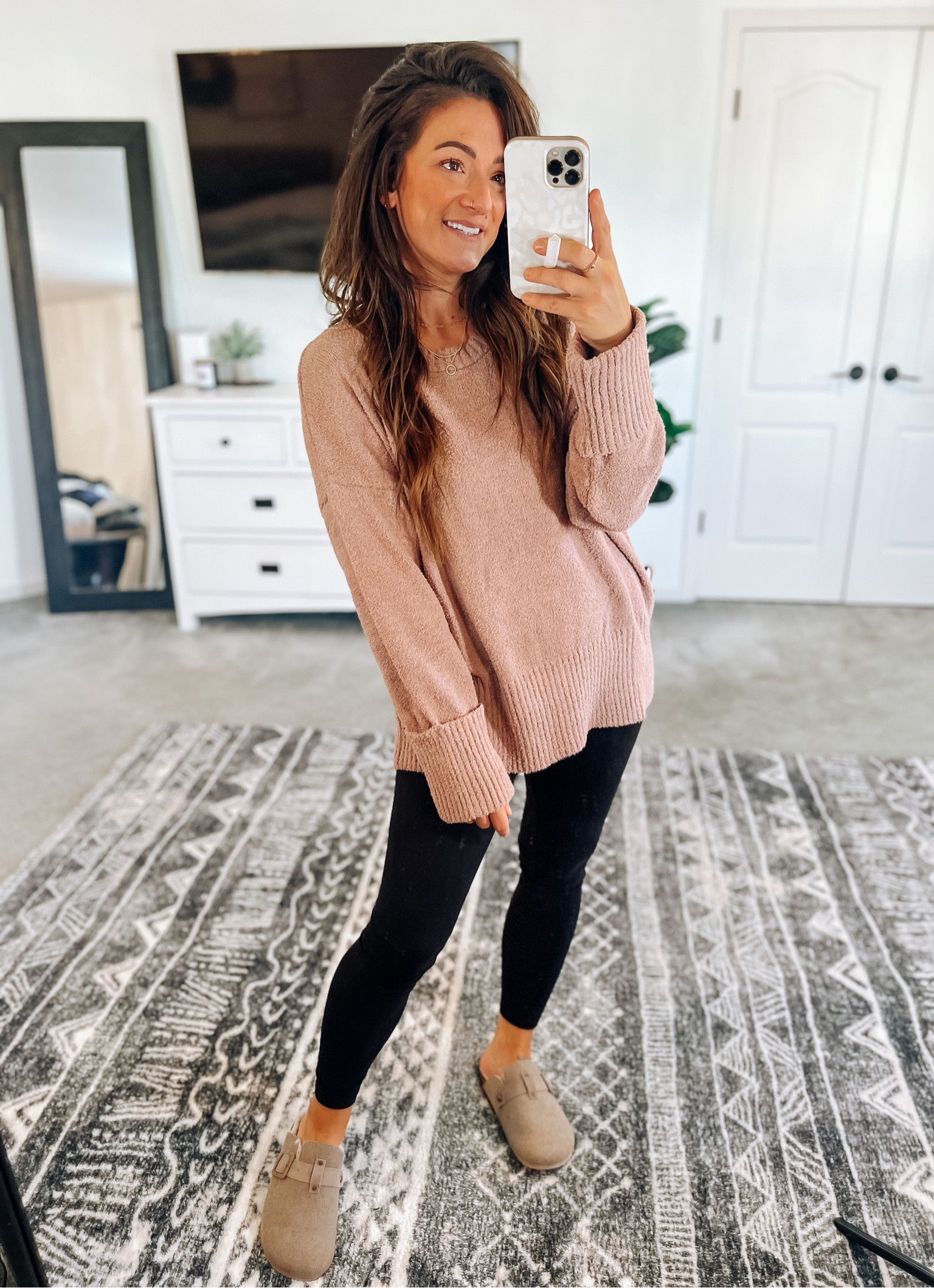 Coziest chunky sweater 👏 runs a little oversized and so cozy! Paired with my favorite everyday leggings and clogs 👌 

#LTKstyletip #LTKfindsunder50 #LTKSeasonal