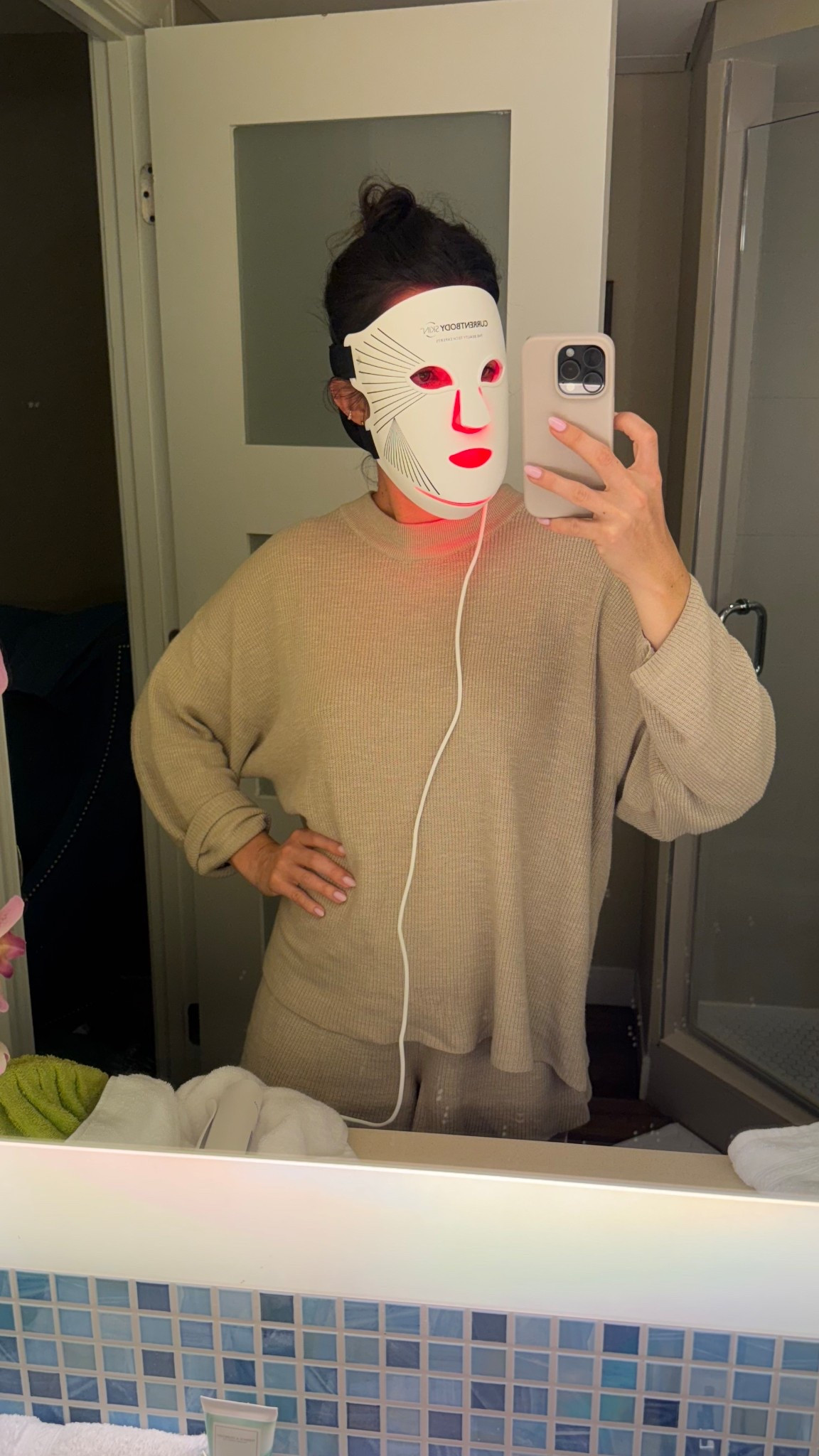 tried the viral mask and am in love + now just need to conquer eating sushi in it IYKYK




#LTKFallSale #LTKBeauty #LTKStyleTip