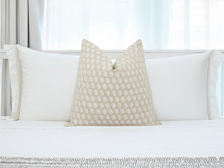 Alton Natural Floral Pillow | Land of Pillows