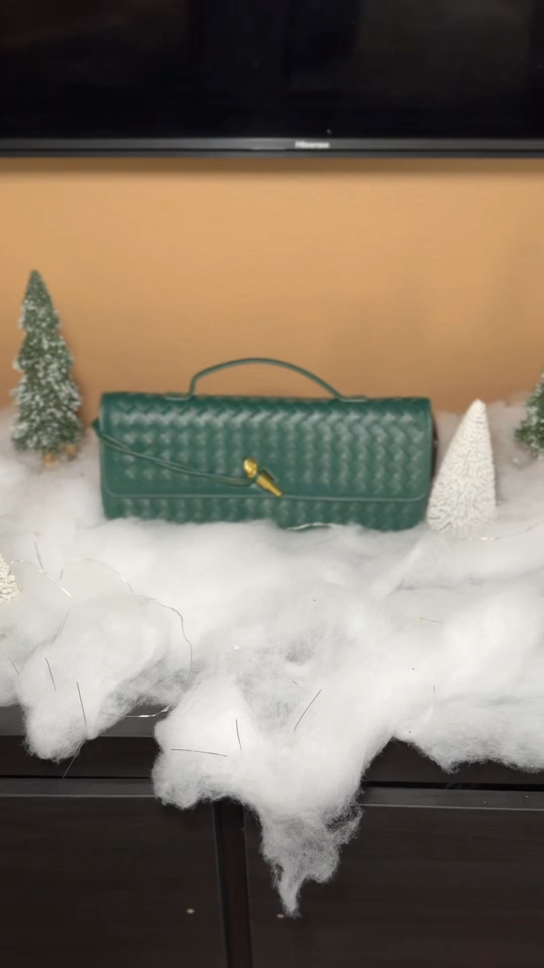 Green for the win! 
•
Honey this purse is 🤌🏽🤌🏽 Can’t wait to wear it and I love the option to make it go from a clutch holiday purse to a cross body! 

#LTKStyleTip #LTKFindsUnder100 #LTKHoliday