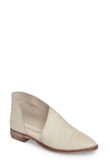 Women's Free People 'Royale' Pointy Toe Flat, Size 6-6.5US / 36EU - White | Nordstrom