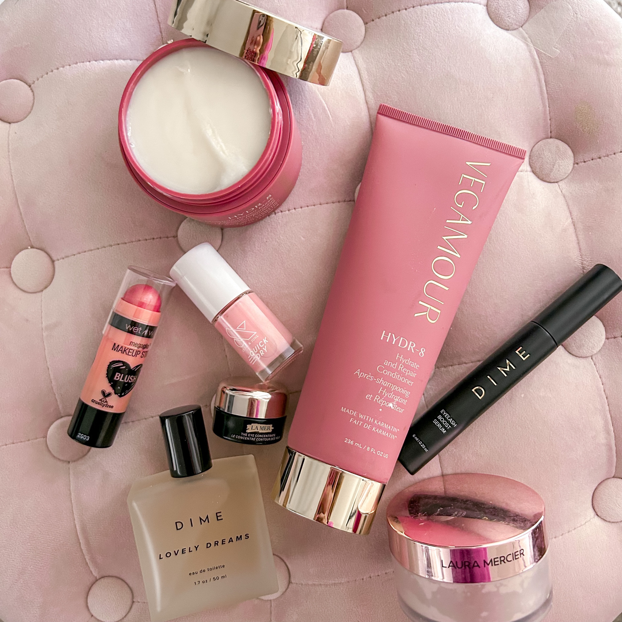 My February round up of beauty favorites #sephora #vegamour #dimebeauty 

#LTKFind #LTKbeauty #LTKstyletip