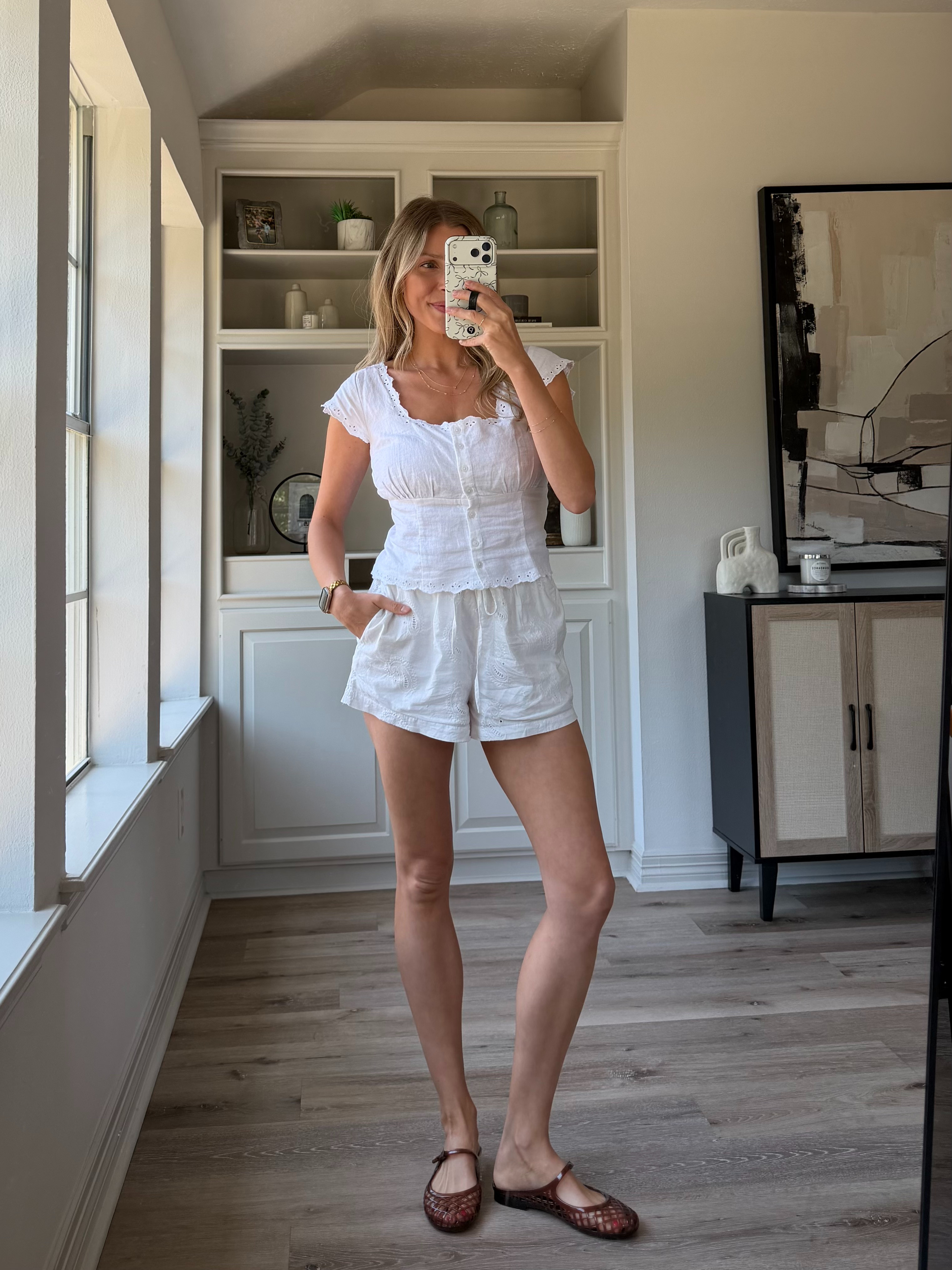 Cute summer outfit | M top, S shorts 

 