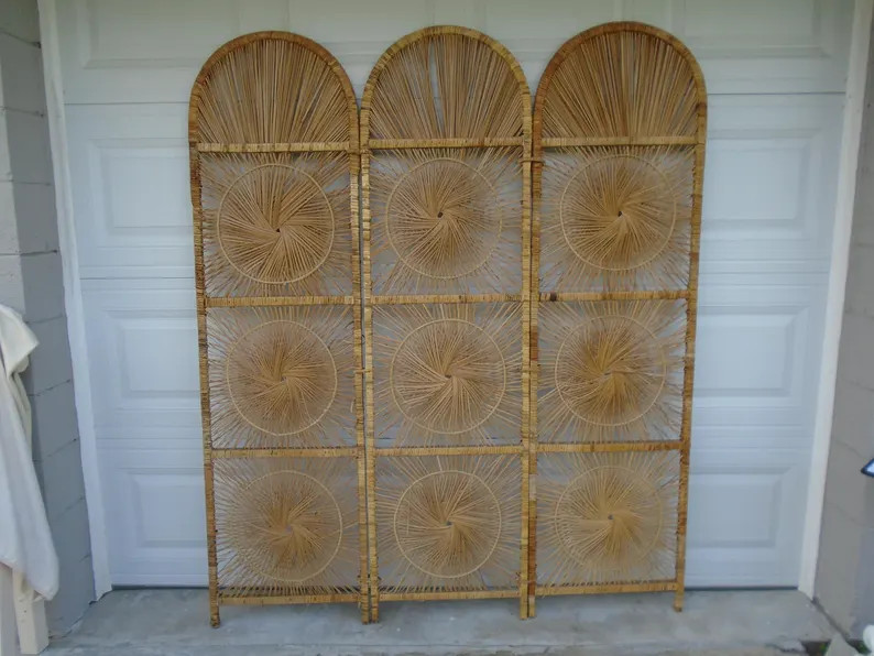 Vtge Sunburst Wicker Privacy Screen Room Divider Partition Peacock Regency Rattan Coastal Sunflow... | Etsy (US)