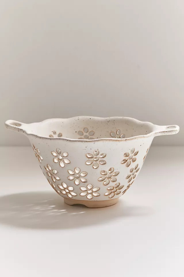 Daisy Ceramic Colander | Urban Outfitters (US and RoW)