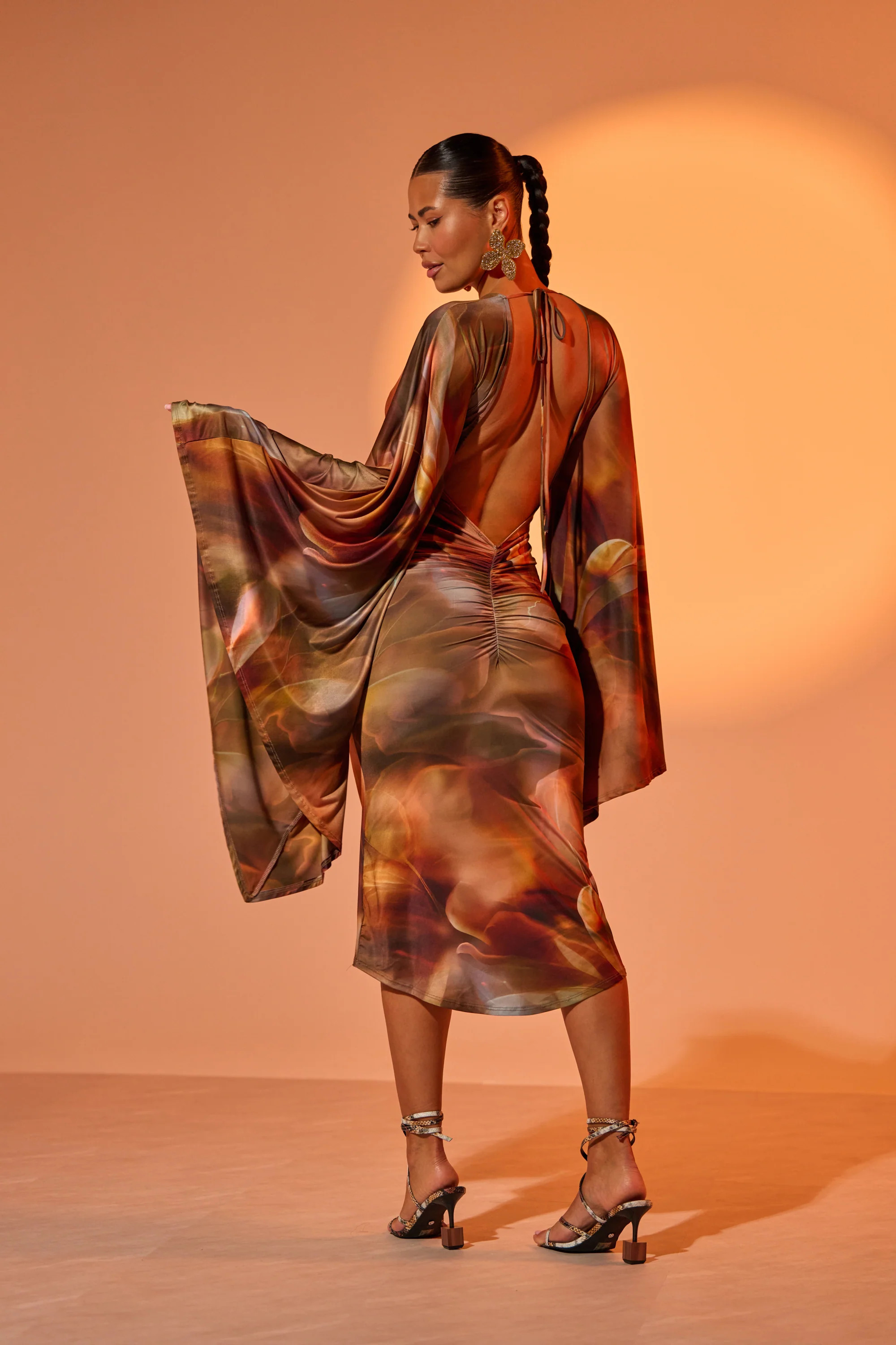 SHINY LIKE ME MAXI DRESS | AKIRA