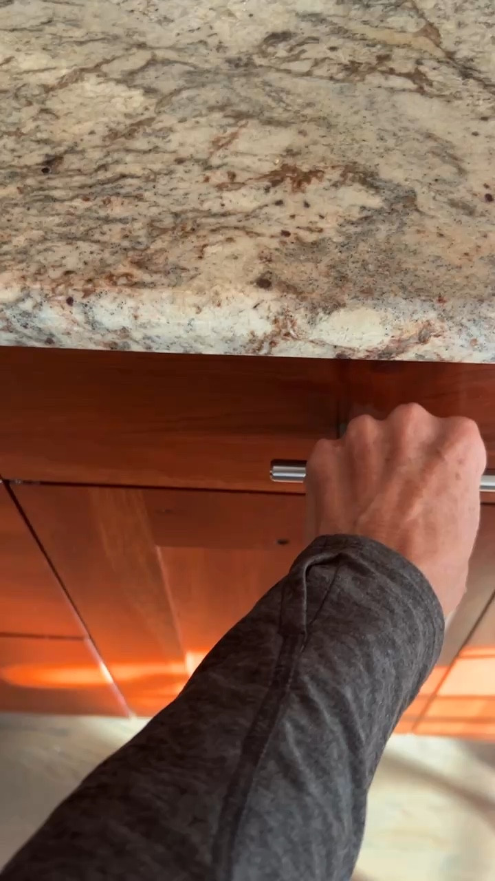 Tidying up the kitchen one jar at a time! 🌿✨ Organizing my spices with matching jars, labels, and a sleek rack has been a total game-changer. Everything’s easy to find and it looks amazing! Who else loves a little pantry perfection? 

#spiceorganization #kitchengoals #pantryorganization #homeorganization #kitchenorganization

#LTKHome #LTKSaleAlert #LTKFindsUnder50