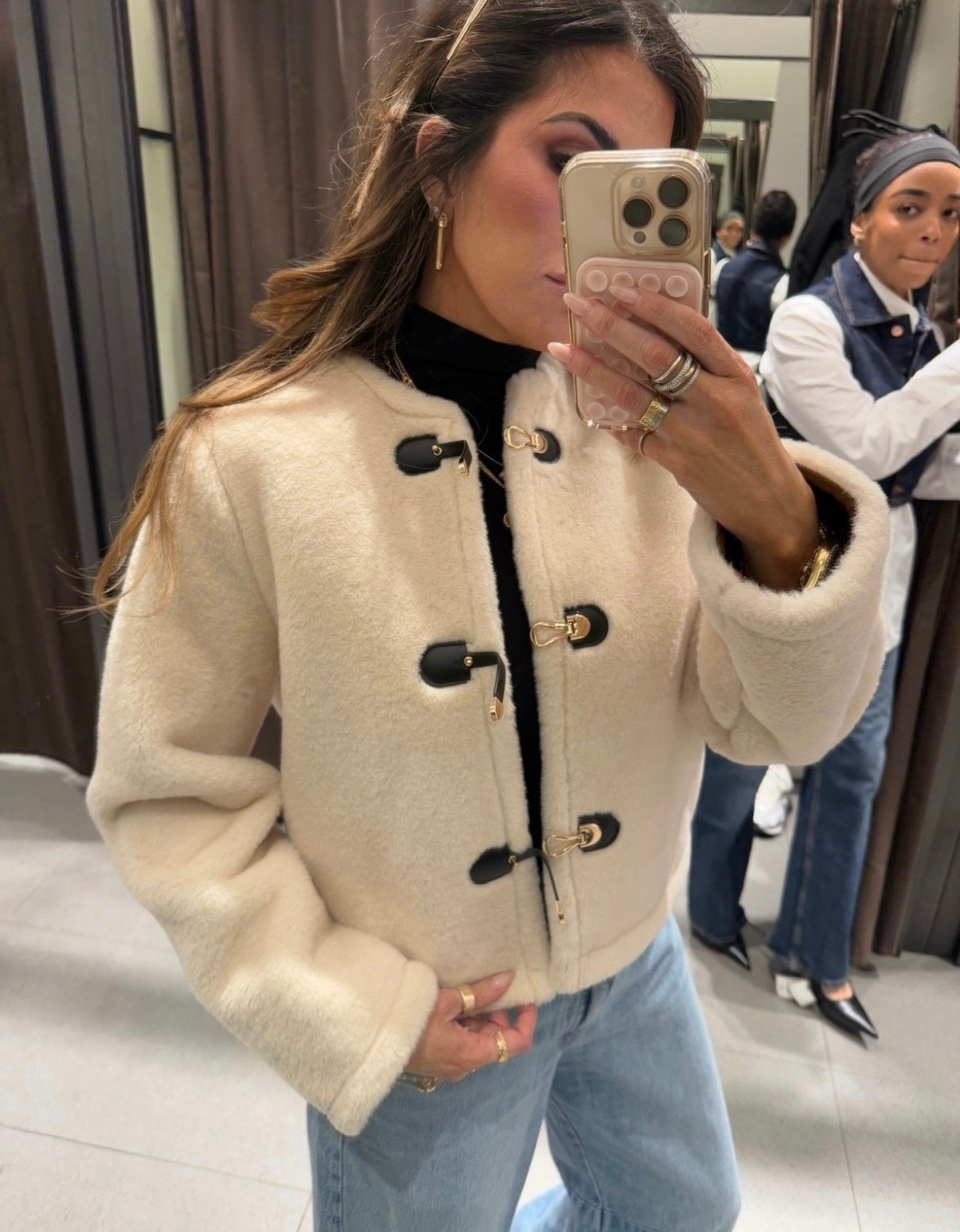 Wearing a size small in this jacket! 

Zara finds, Zara fashion, women’s jacket, winter coat, women’s fashion, Zara jacket, must haves, Fall outfits, preppy outfits, Jackets, Emily Ann Gemma #LTKStyleTip

#LTKTravel #LTKootd #LTKSeasonal #LTKHoliday