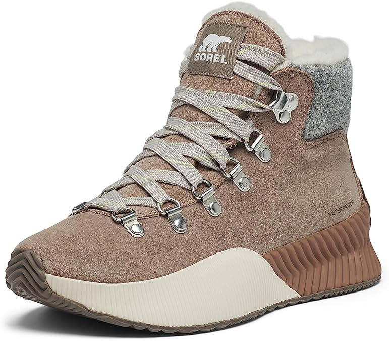 Sorel Women's Out N About III Conquest Boots | Amazon (US)