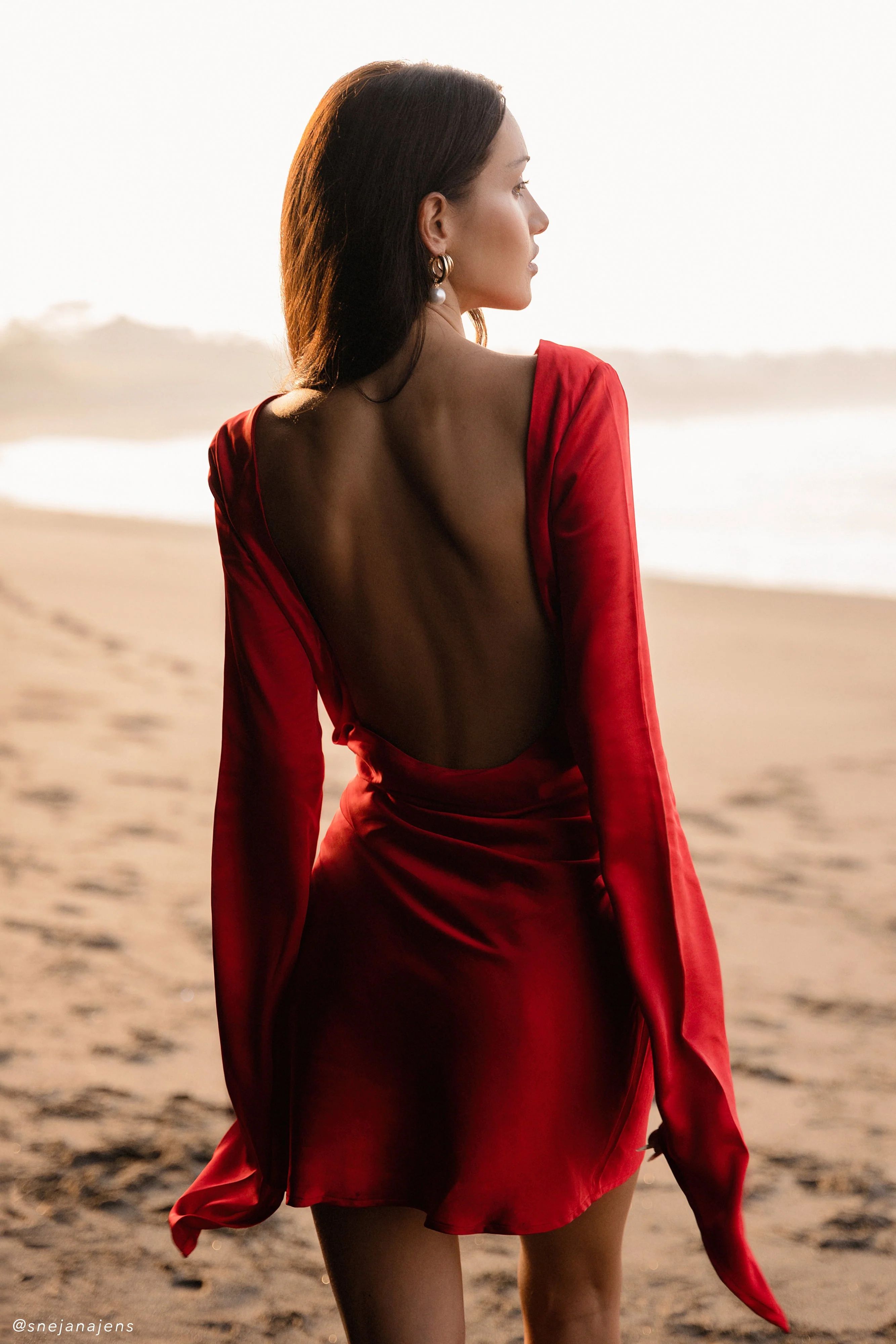 Davina Satin Long Sleeve Mini Dress - Red | MESHKI US