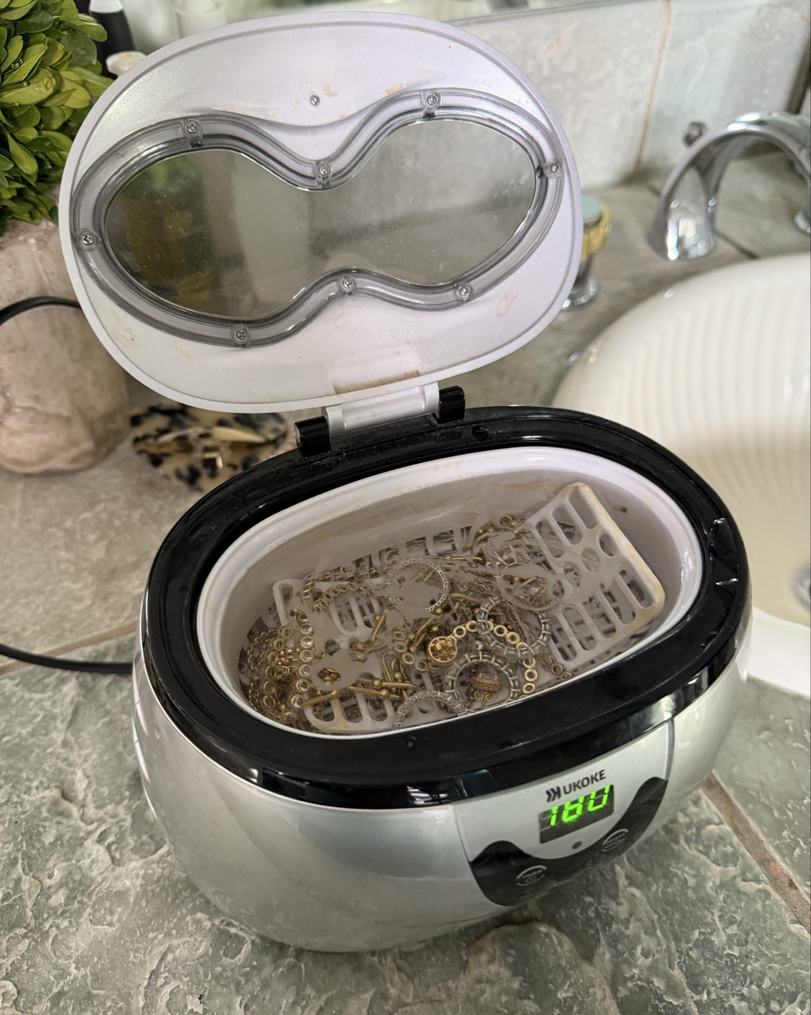 Self care Saturday - best investment I made to make my jewelry sparkle ✨
#amazon

#LTKFindsUnder50 #LTKdayinmylife #LTKGiftGuide