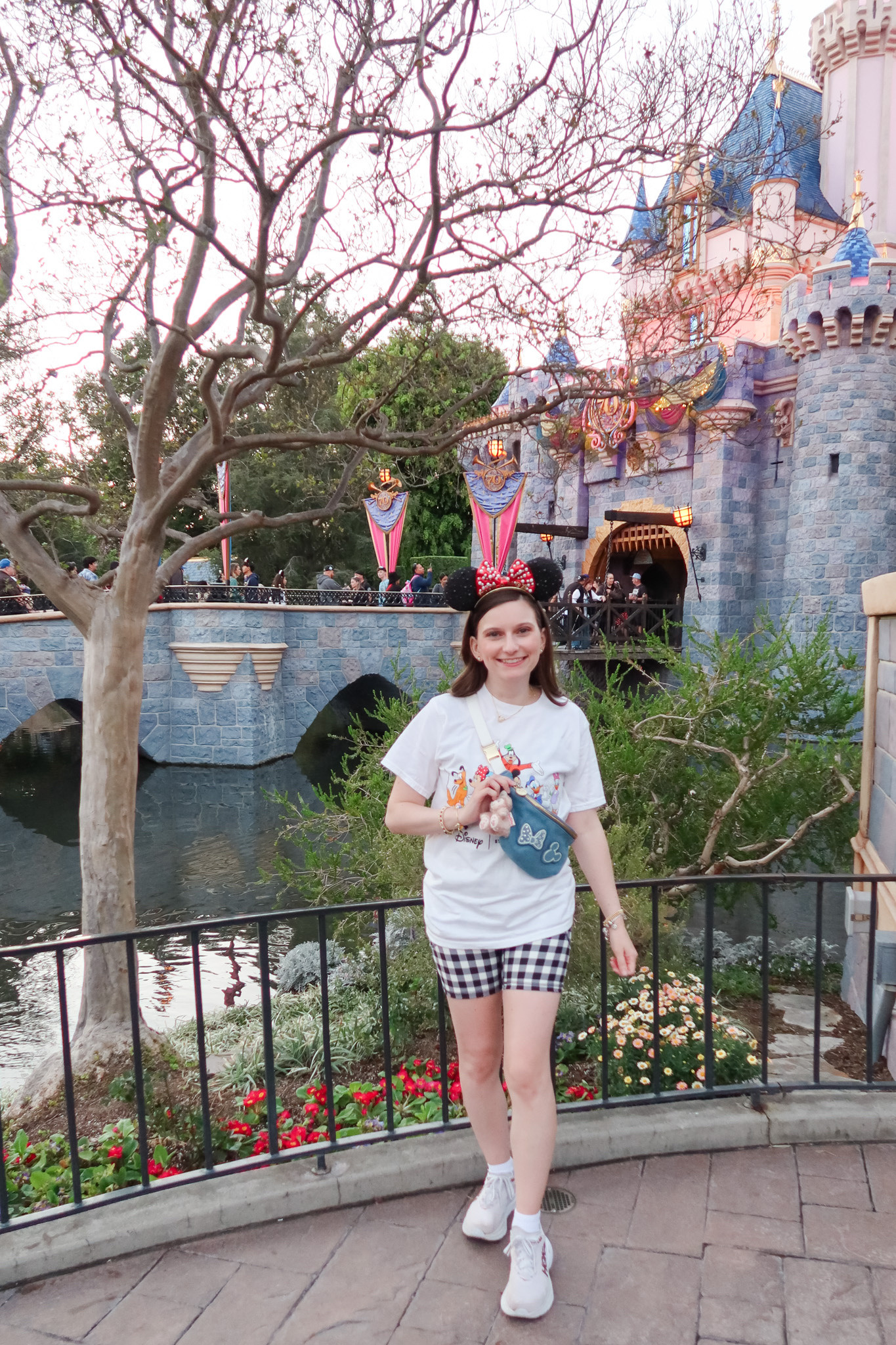 Disneyland day 1 outfit details! 