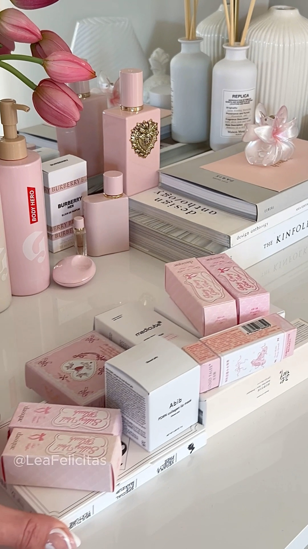 The cutest makeup & beauty from YesStyle ✨🩰 had to shop their Festival Mega Sale with sidewide discounts up to 50% off!

And you can save an additional 15% with Code YSKFLEA (valid for 72h)
or YESLEA (12% off all orders over $59 USD) in case anyone misses the 72 hours

dasique silky veil blush 02 & 01.
Juicy dewy glow tint 17 $ 18
Unleashia glitterpedia eyeshadow palette
Abib PDRN collagen lip mask & collagen eye patch
Flower Knows marshmallow powder puff
Beauty of Joseon relief sun spf50
medicube pink peptide serum
GOGO TALES sweet ballet lip balm G06