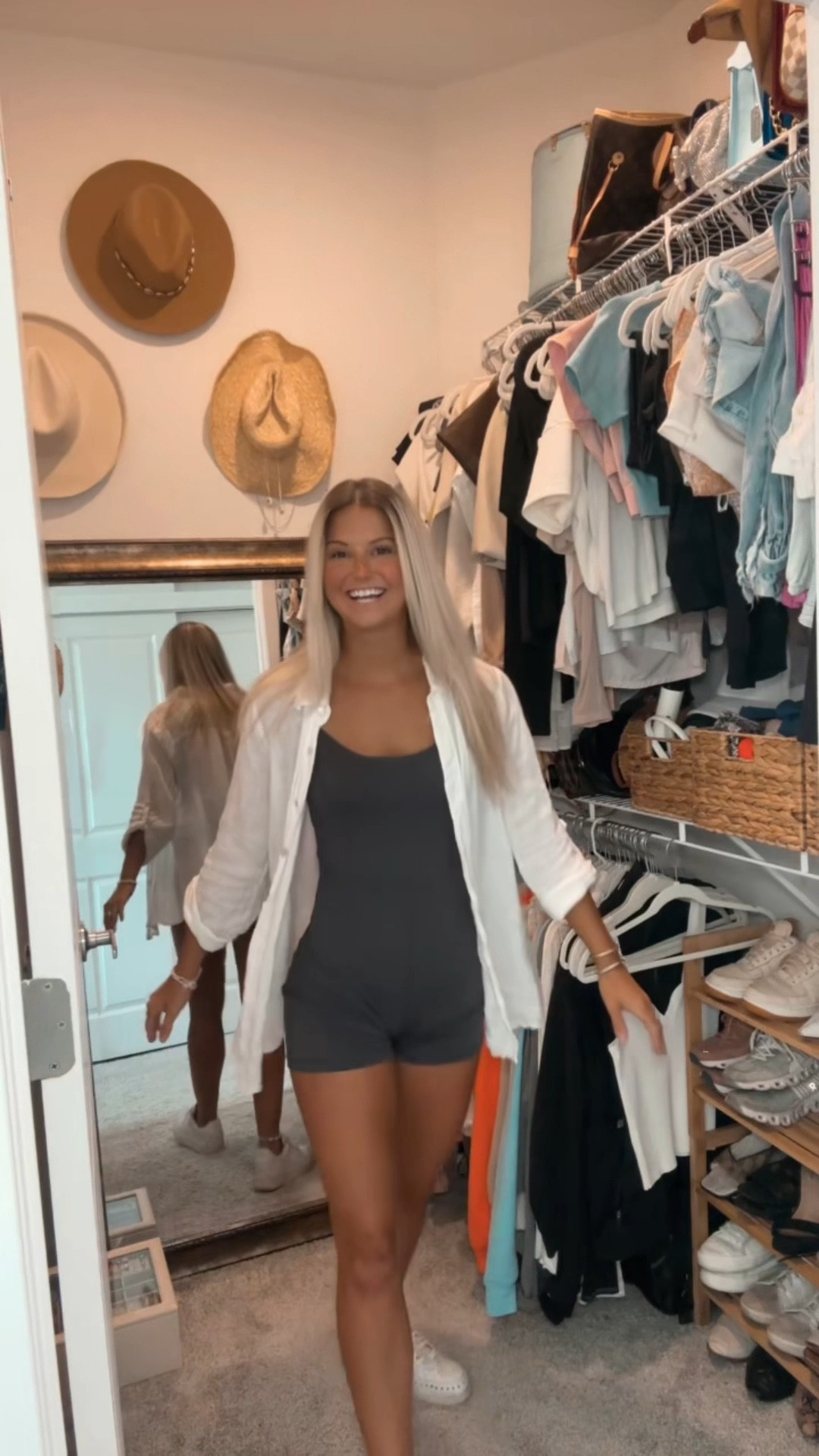 Athleisure outfit Inspo 

#LTKU #LTKshoecrush #athelticoutfit #whitesneakers #gymoutfit #falloutfit #traveloutfit #nike #abercrombie 

#LTKtravel #LTKstyletip #LTKfitness