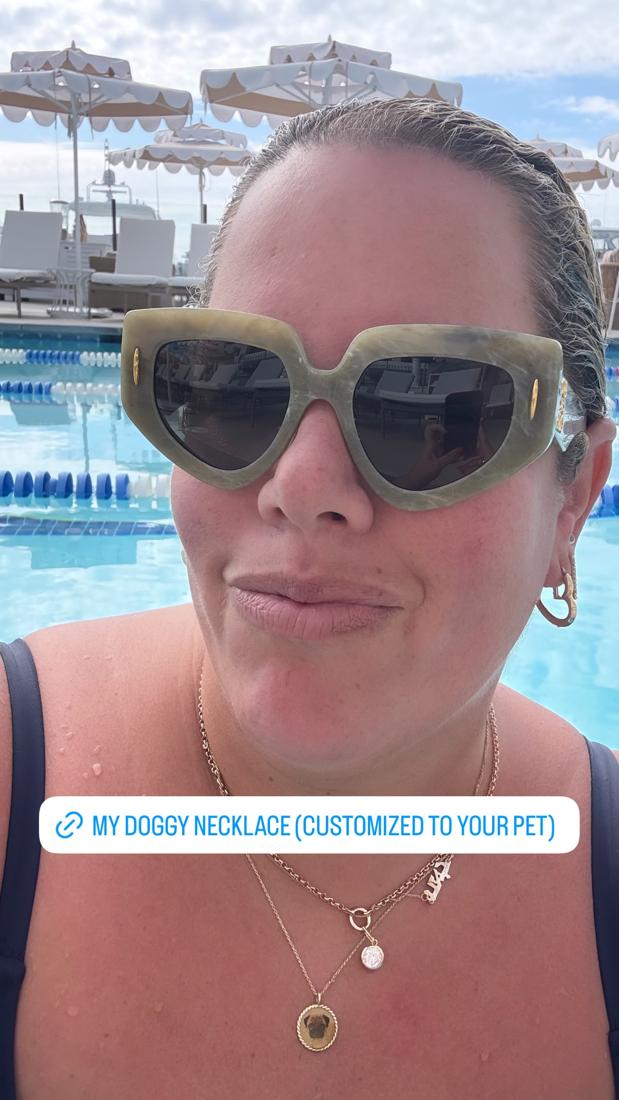 This doggy necklace is a great gift!