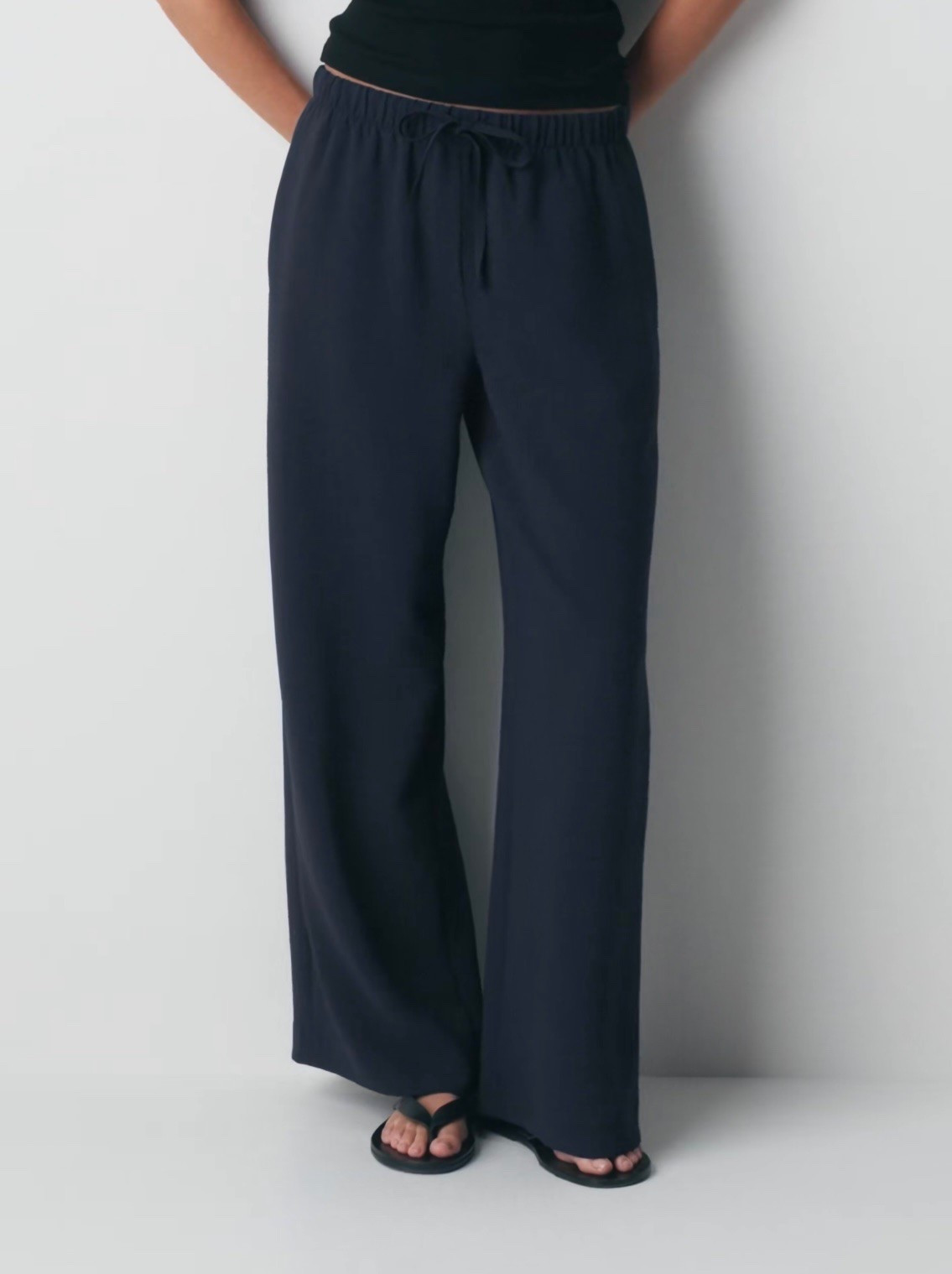 Aritzia
The Lodge Pant™ - Crepette™
Travel fit
Everyday outfit 
Viral Aritzia pants

#LTKootd #LTKdayinmylife #LTKgrwm