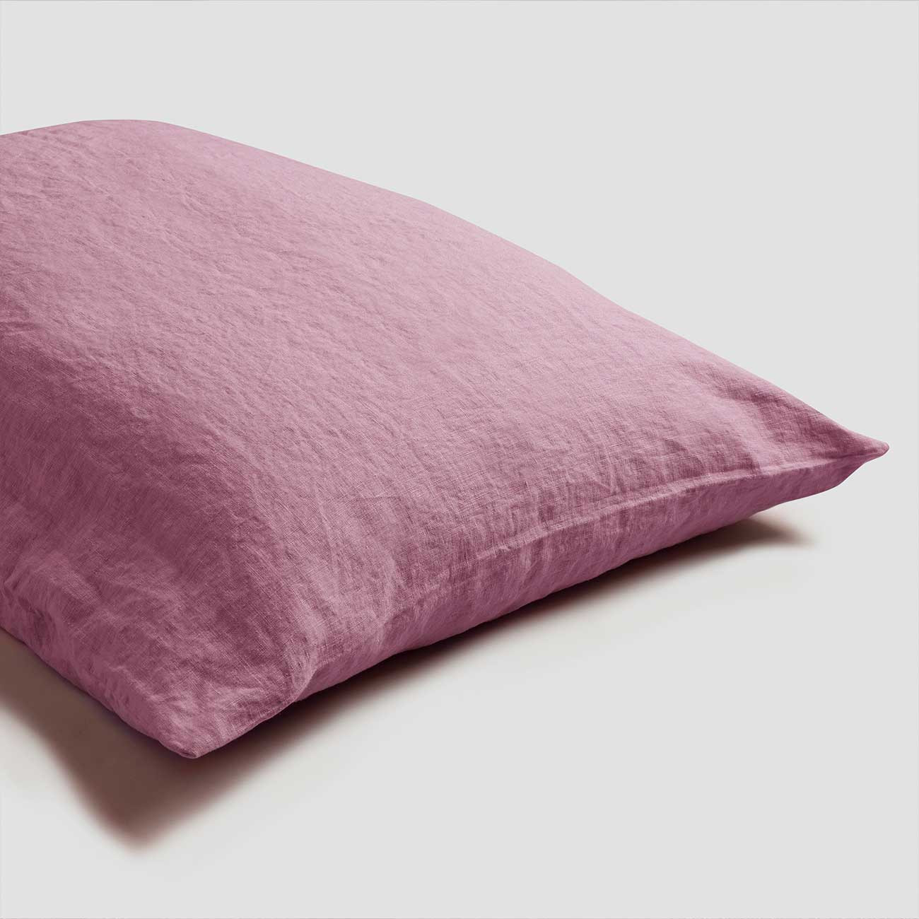 Raspberry Linen Pillowcases (Pair) | Piglet