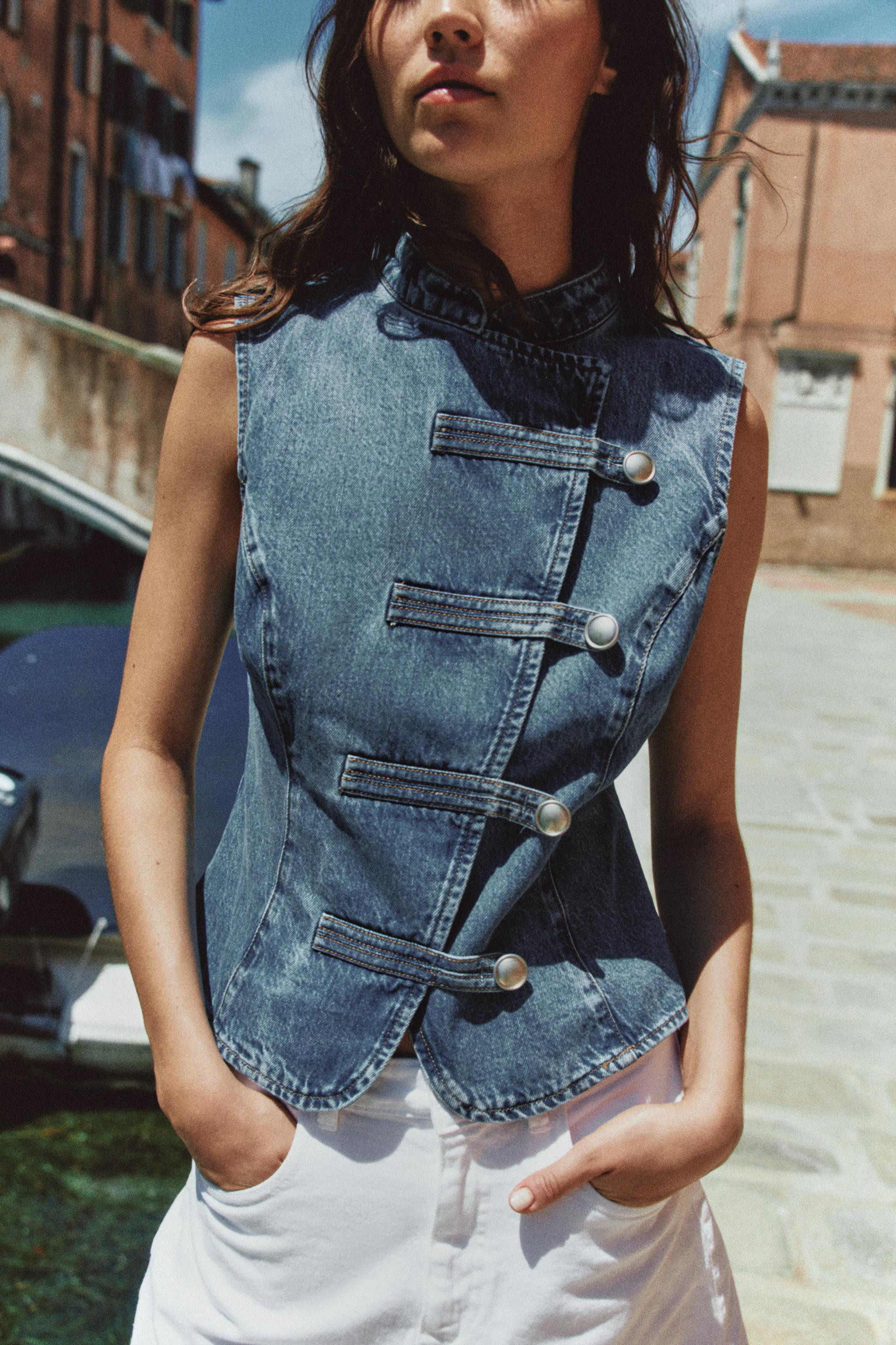 Z1975 FROG CLASP DENIM TOP | Zara US