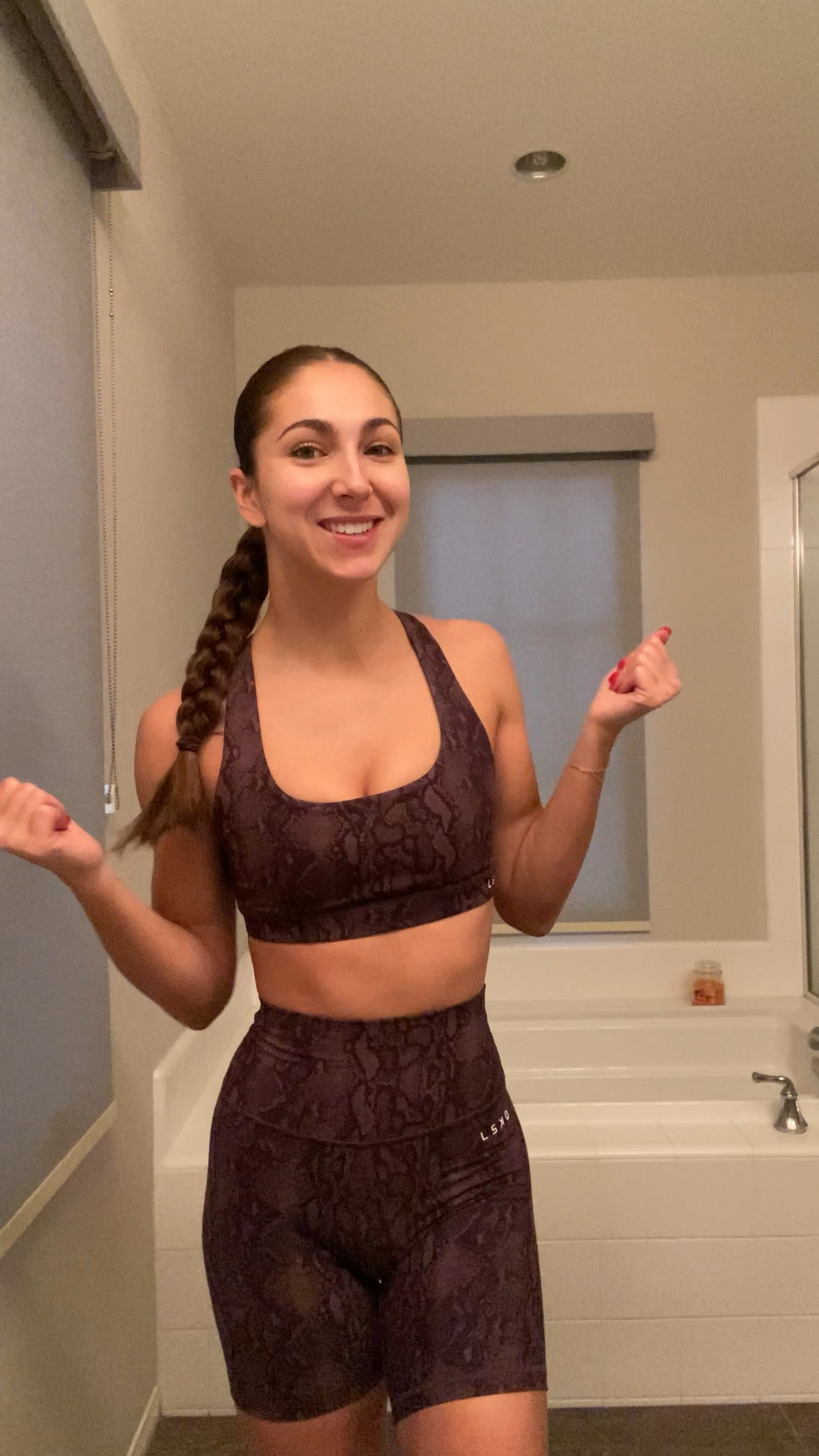 GRWM to workout!
•
•
•
Workout | makeup | gym | morning routine | hair routine | Haircare | skincare | ootd | gym clothes | 

#LTKGiftGuide #LTKfitness #LTKbeauty