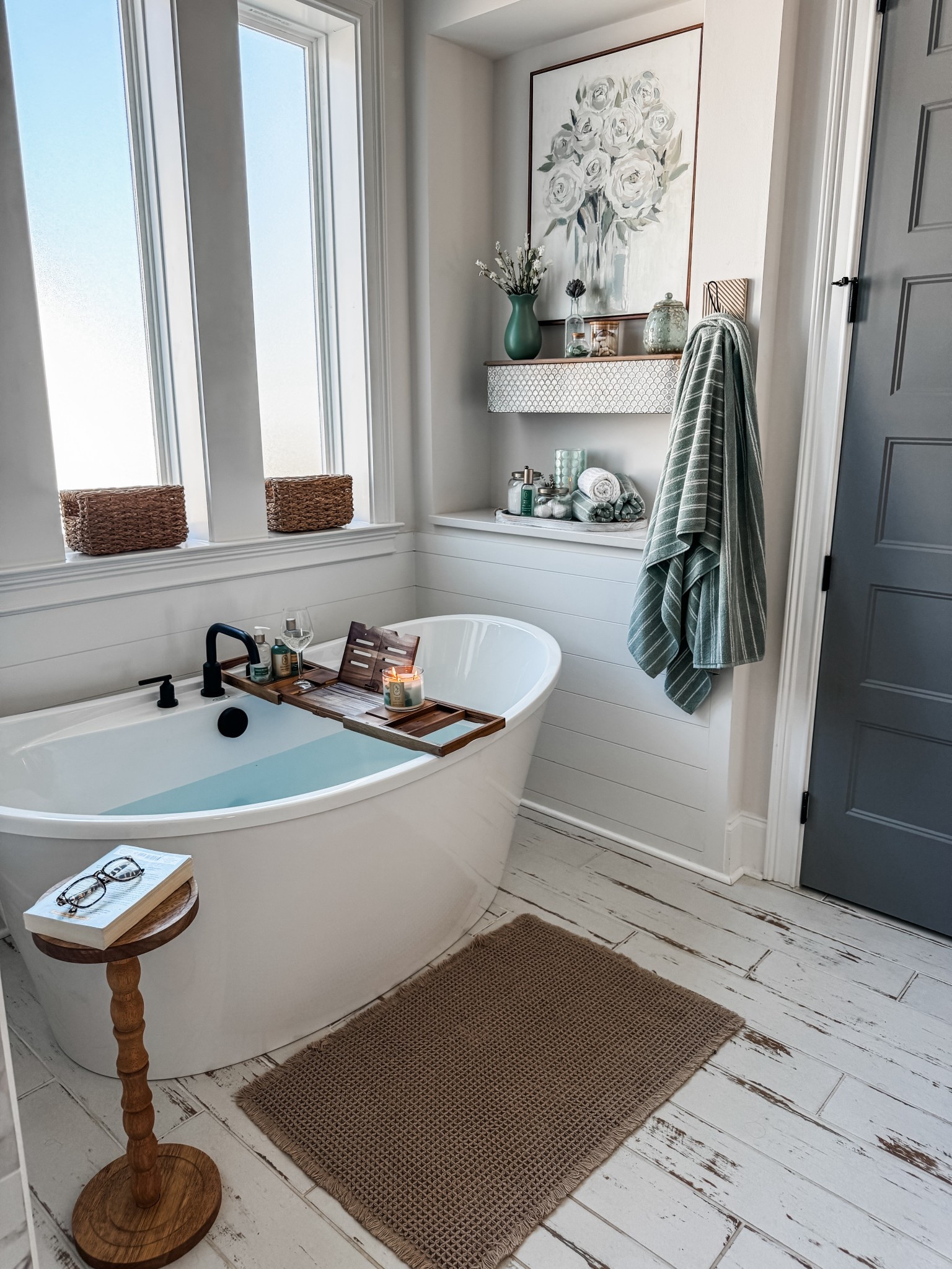 This is your sign to make self care a priority this year and add some spa like elements to your bathroom! Linking some of my favs! 

#LTKGiftGuide #LTKHome #LTKBeauty