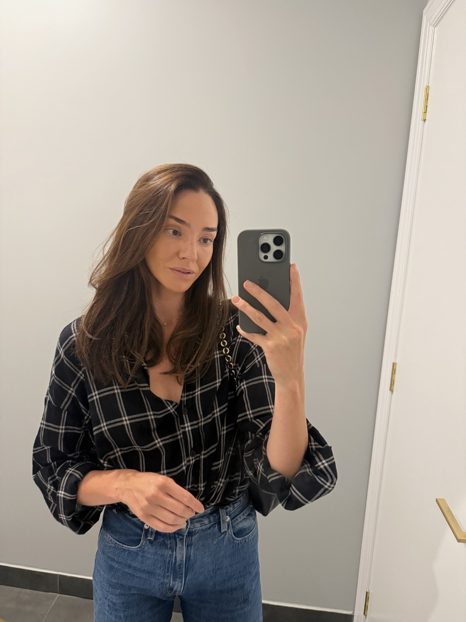 Loving the checkered shirt trend for autumn 

Styled with high waisted blue denim Loewe black leather bag and ballet flats for an elevated casual look 


#LTKstyletip #LTKautumn #LTKaustralia