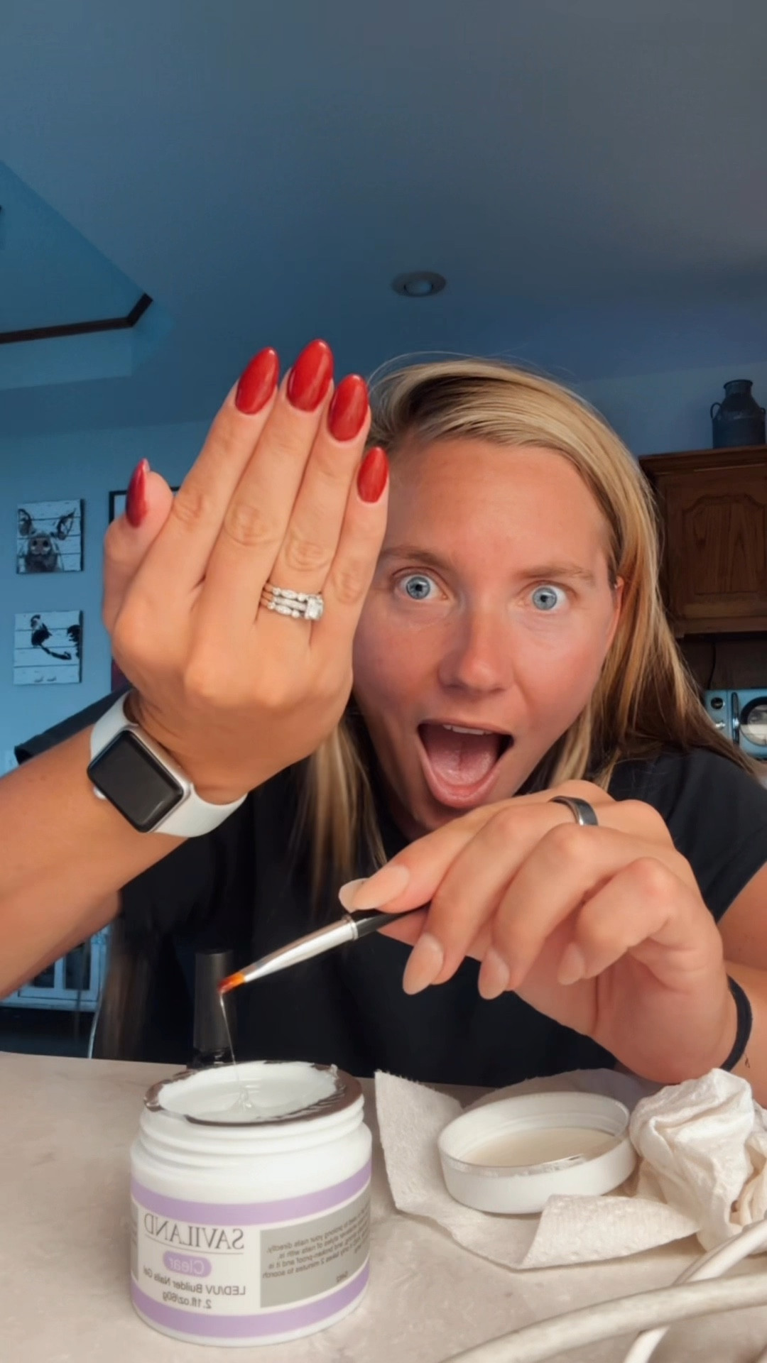 I taught myself how to do my nails a couple months ago and I promise you, if I can do it so can you! #diynails #nailinspo #buildergel #momvlog 
