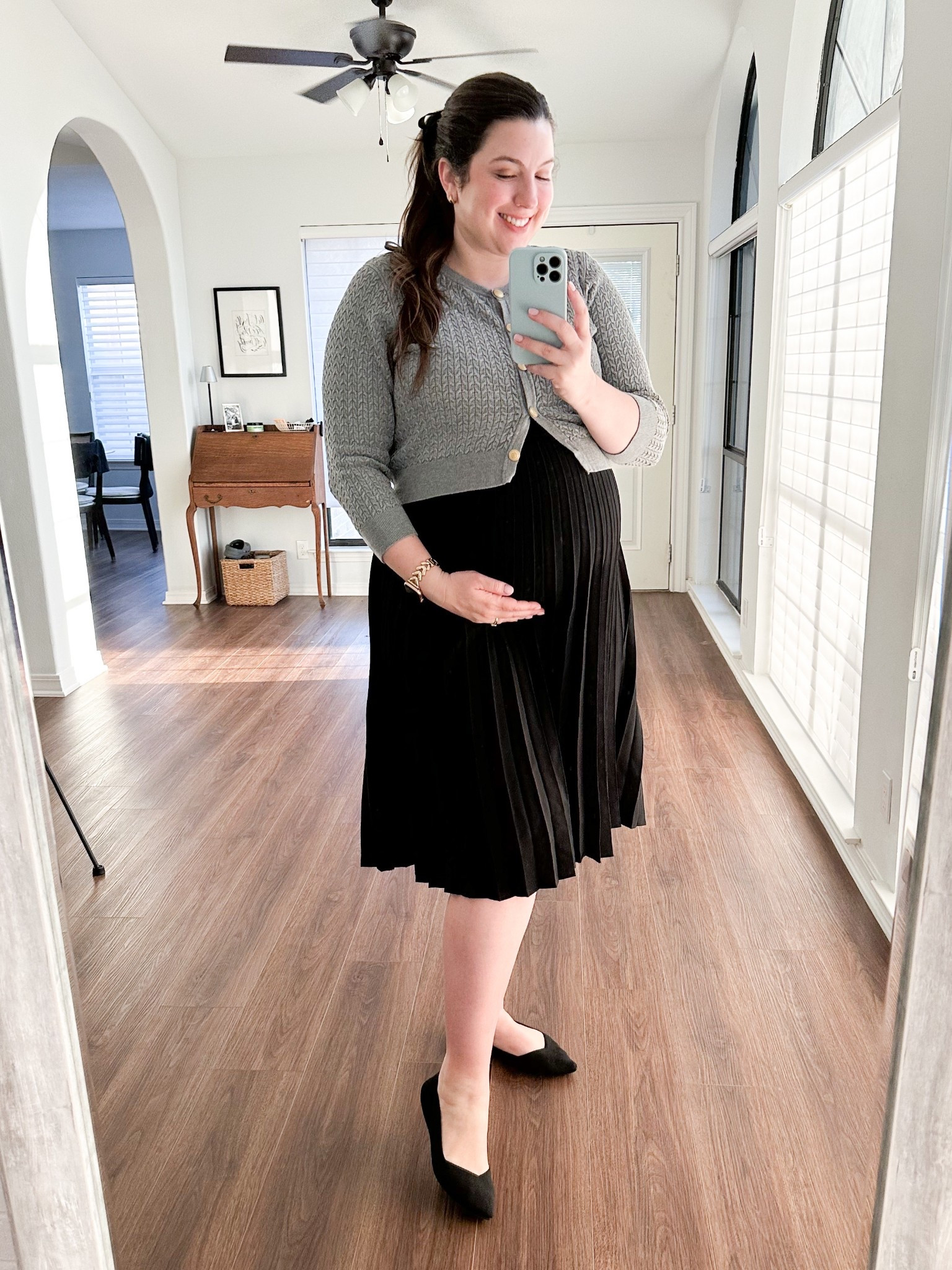 Workwear #ootd 3/20/25 

Such a great maternity dress - cardigan is detachable and I’ve found it for 60% off! I took my normal size for tops pre pregnancy  

Womens business professional workwear and business casual workwear and office outfits midsize outfit midsize style maternity style maternity workwear 

#LTKSaleAlert #LTKBump #LTKWorkwear