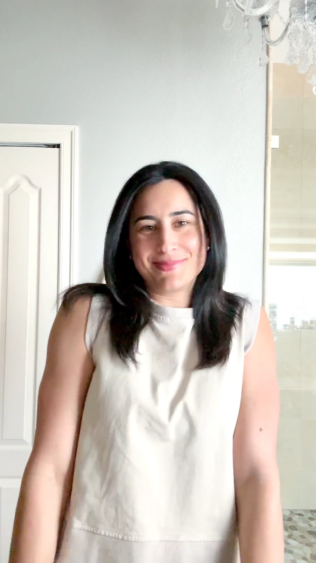 Let’s get ready for dinner out with my family 🤍

I’ve used the same hair routine for a few years now and it’s never let me down! I recently amped it up by switching conditioners (I’ve lined it along with what you see in this video) & it’s been a huge game changer. 

Watch my hair go from wet mess to blowout perfection 💁🏻‍♀️

Fine more like this in my Bestsellers & Beauty collections ✨ 

hair routine • hair care • anti frizz conditioner • hair serum • hair heat protectant 

#LTKselfcare #LTKBeauty #LTKgrwm