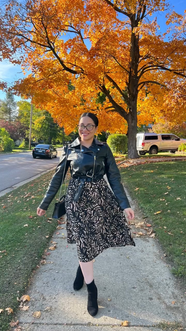 Summer to fall transitional outfit 🍂🪵

Dress was from Old Navy, linked is similar.
Jacket is from Fashion Nova, link is in my instagram bio, linked similar.

Fall outfit inspo, church outfit, modest fashion, amazon fashion, baby shower outfits, casual outfits, dress outfits, midi dress, stud earrings, Coach, JustFab, Michael Kors, pandora, summer to fall transitional outfit, sleek hairstyle, leather jacket, black satchel bag, ankle boots


#LTKSeasonal #LTKshoecrush #LTKHoliday