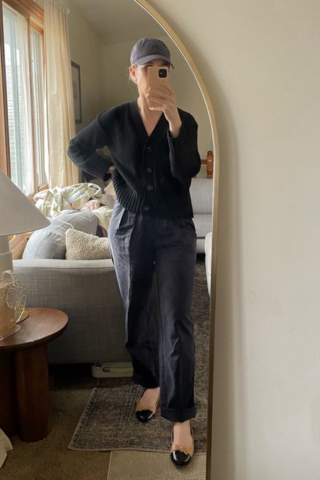 A look from this weekend with pleated trousers. I’ve been super into straight leg trousers lately in place of jeans… who am I??? Work outfit idea 

#LTKSeasonal