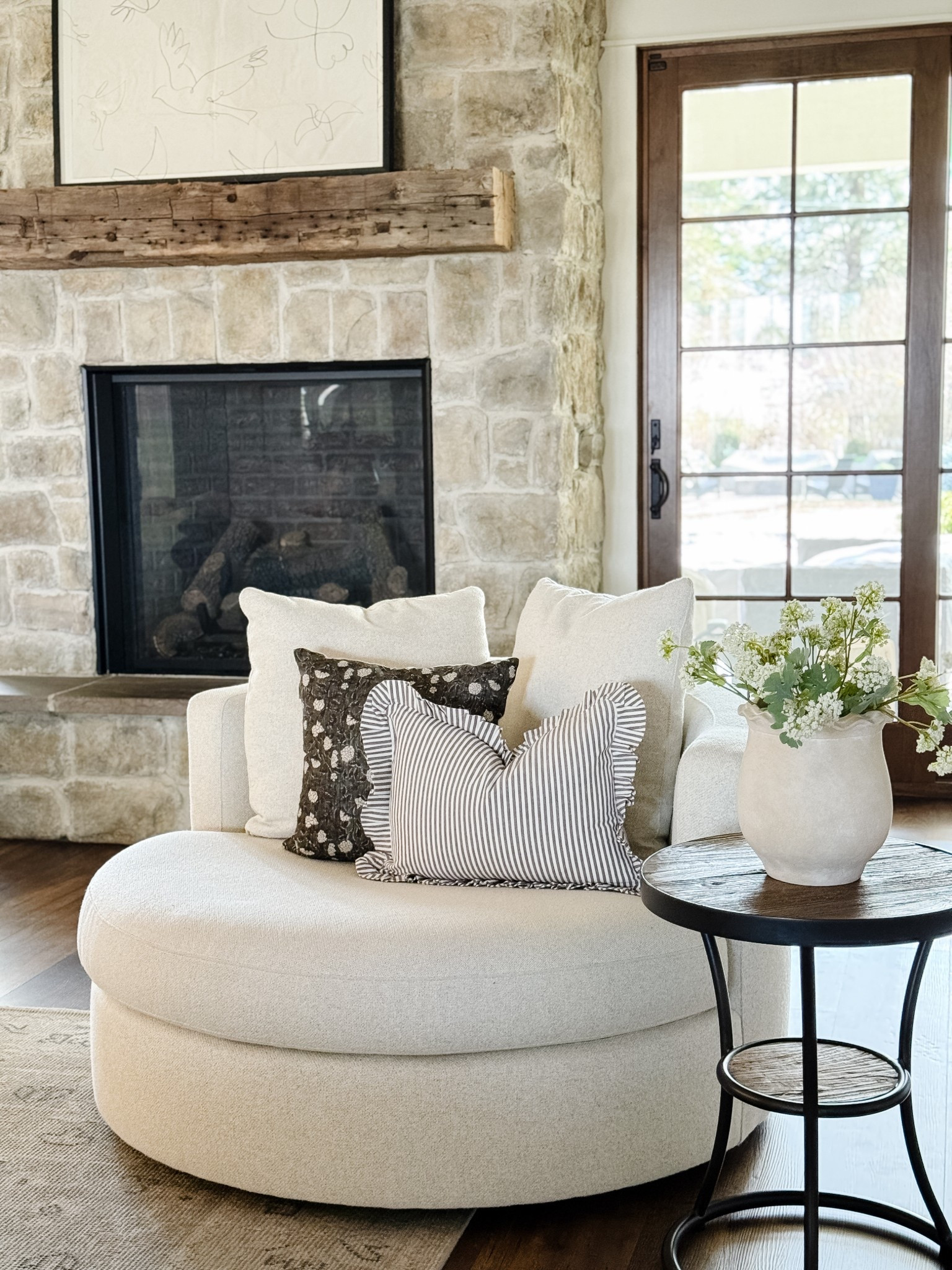 Spring Living Room
Stone Fireplace 
Ruffled edge pillow
Swivel chair
Reclaimed wood side table
Reading nook 


#LTKFindsUnder100 #LTKHome #LTKOver40