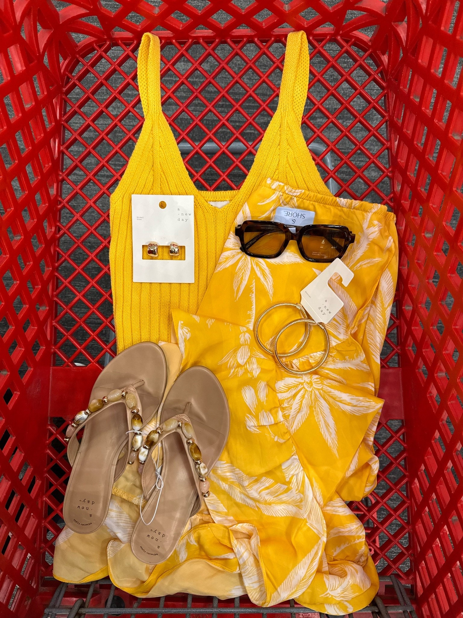 beachy keen in every detail ☀️💛🔆 @Target