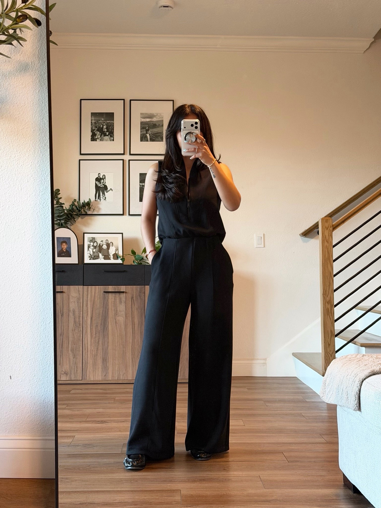 Spanx LTK sale - 20% off sitewide!

Wearing this black half zip jumpsuit in standard sizing. It comes in petite too. I plan on grabbing it in another color during the sale! Linking a few other Spanx favorites below!

Travel outfit, Spanx outfit, black jumpsuit, travel outfit idea, spring outfit

#LTKSpringSale #LTKTravel #LTKootd