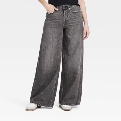 Women's Mid-Rise Super Wide Leg Jeans - Universal Thread™ | Target