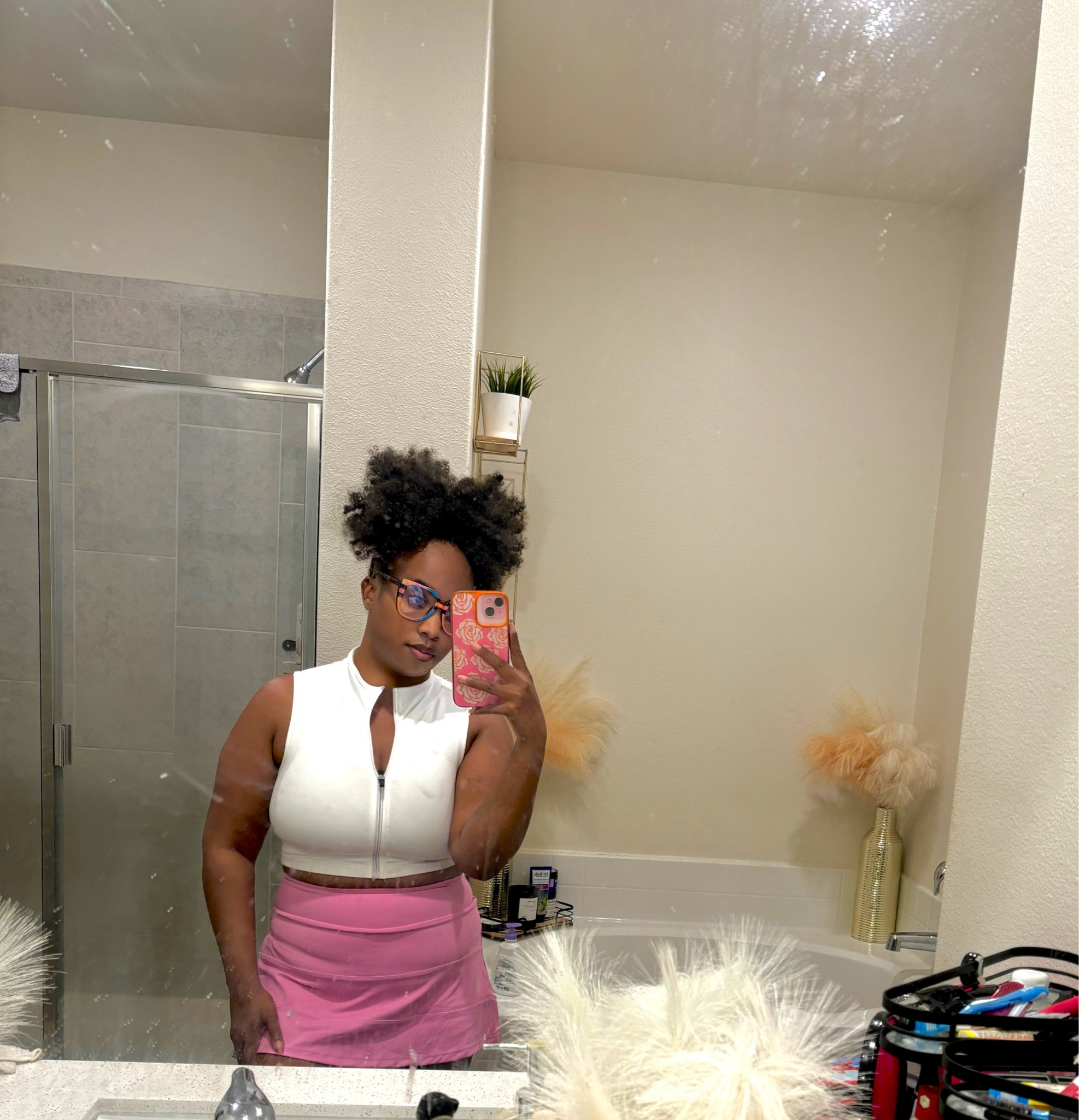Cute Gym Look ( excuse the dirty mirror) 

#LTKFindsUnder100 #LTKSaleAlert #LTKFitness
